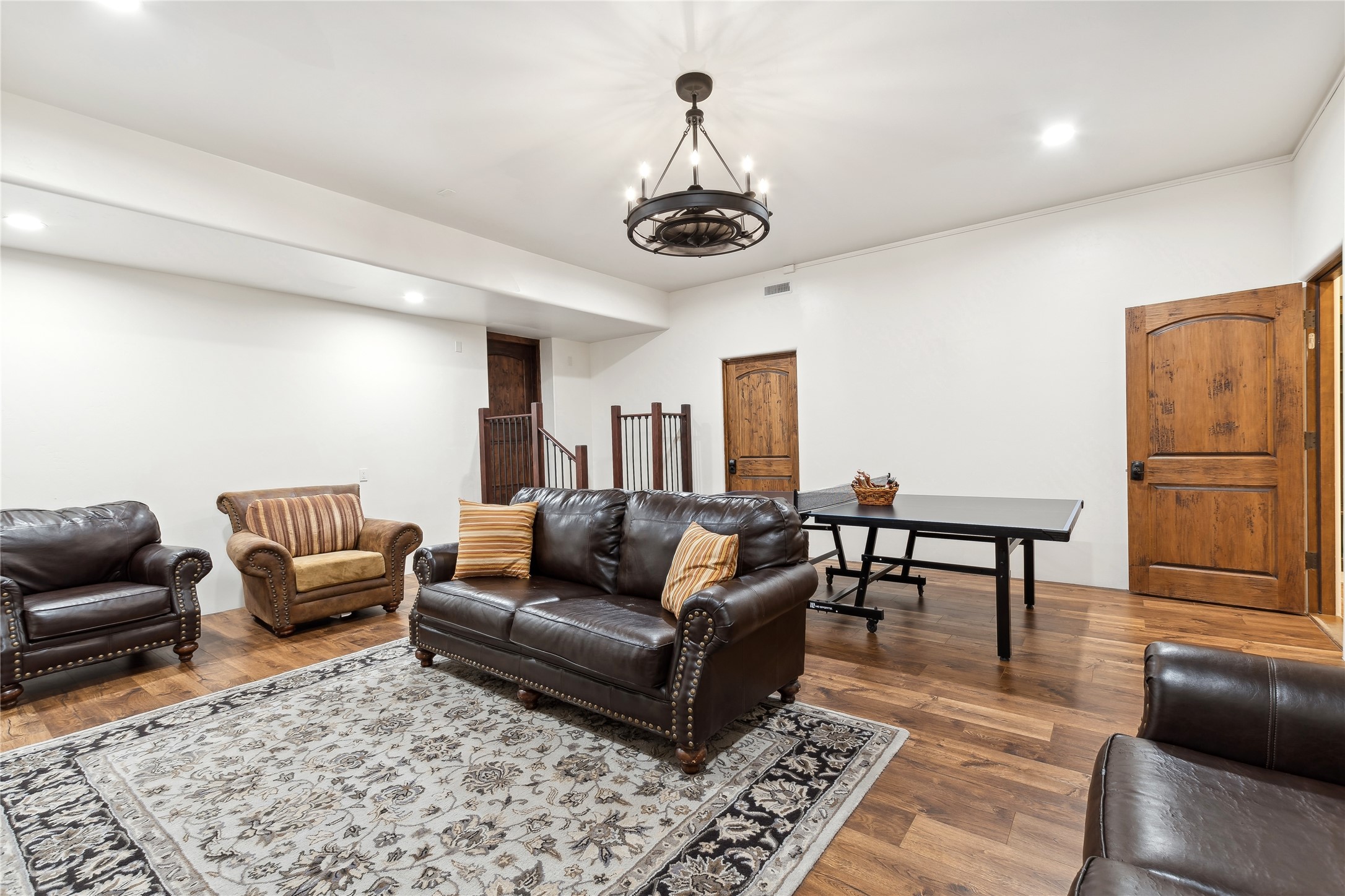  117 Slopeside Drive, Unit #8 - 物件實景