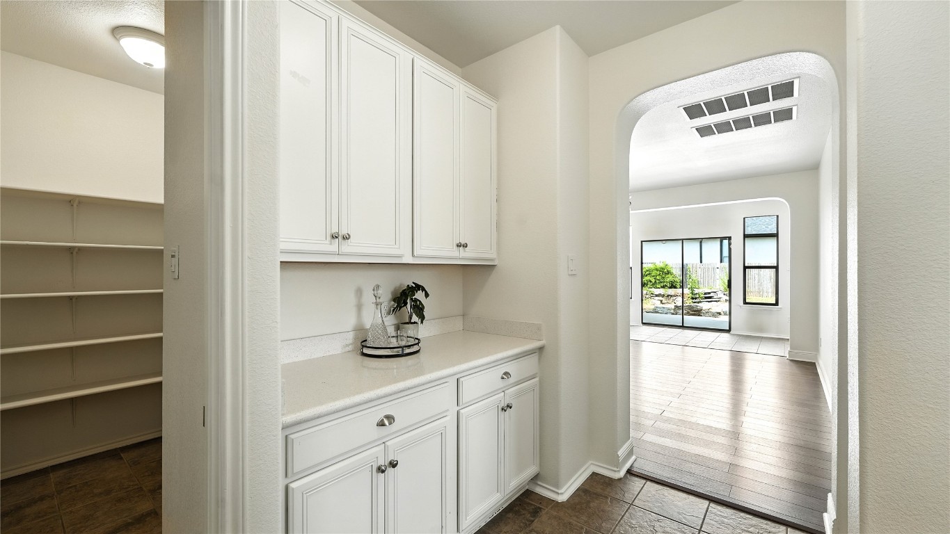 Pflugerville, Texas, 78660, United States, 5 Bedrooms Bedrooms, ,3 BathroomsBathrooms,Residential,For Sale,1918406
