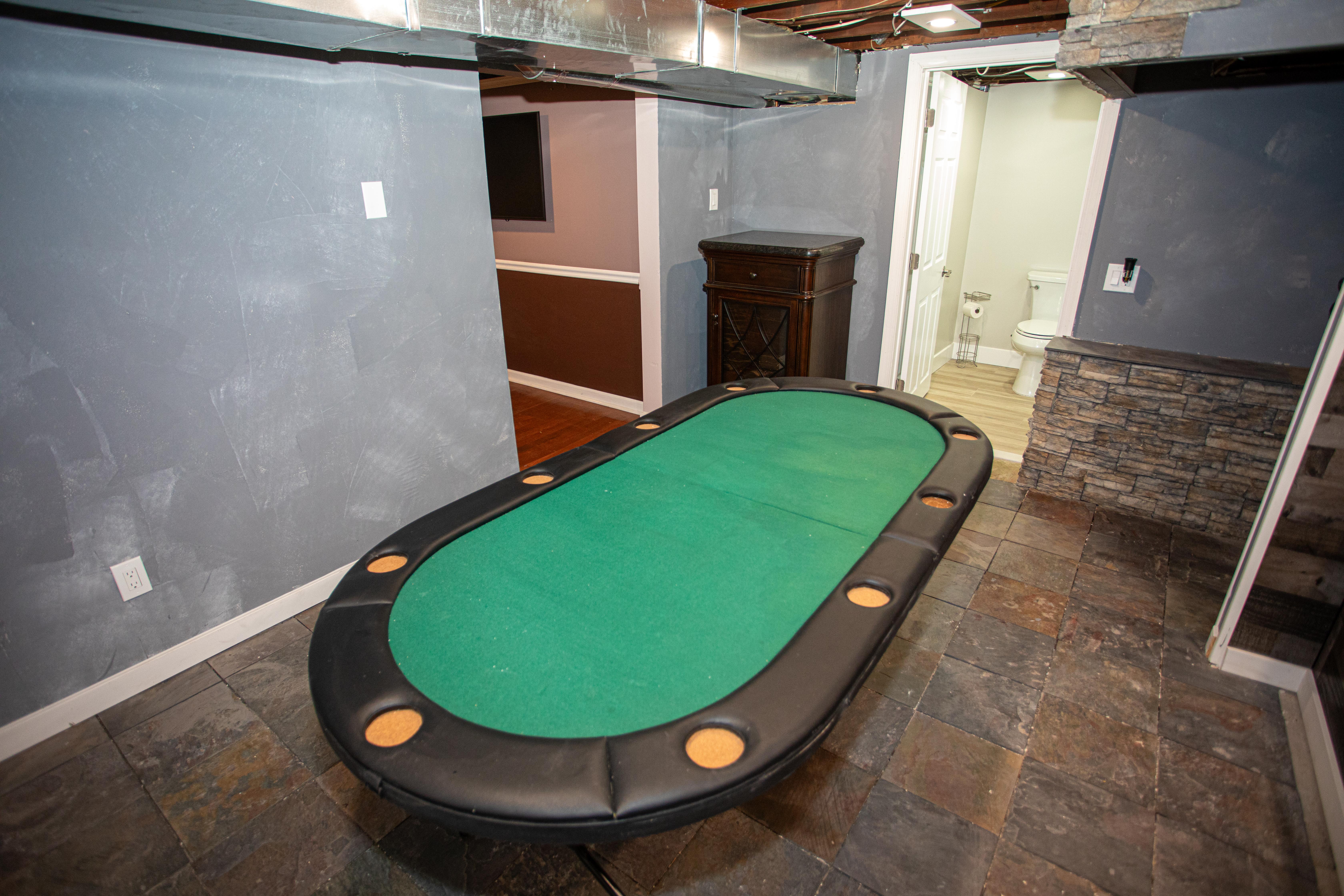 Sayreville, New Jersey, 08879, United States, 4 Bedrooms Bedrooms, ,2 BathroomsBathrooms,Residential,For Sale,1943409