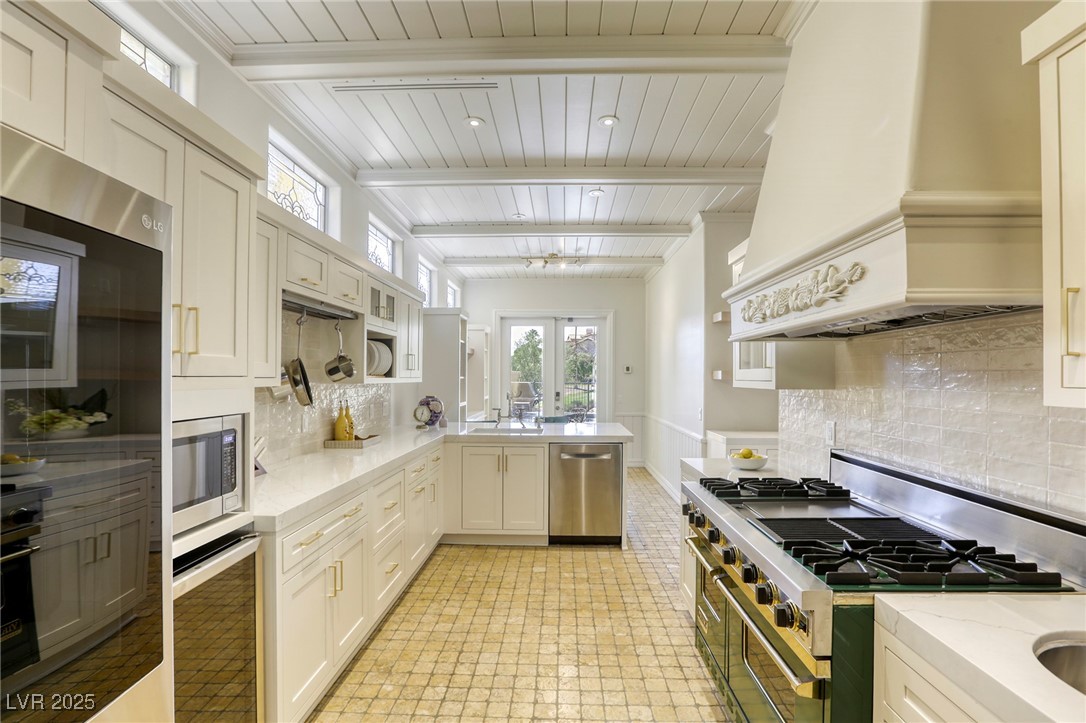 Las Vegas, Nevada, 89117, United States, 3 Bedrooms Bedrooms, ,3 BathroomsBathrooms,Residential,For Sale,1966718