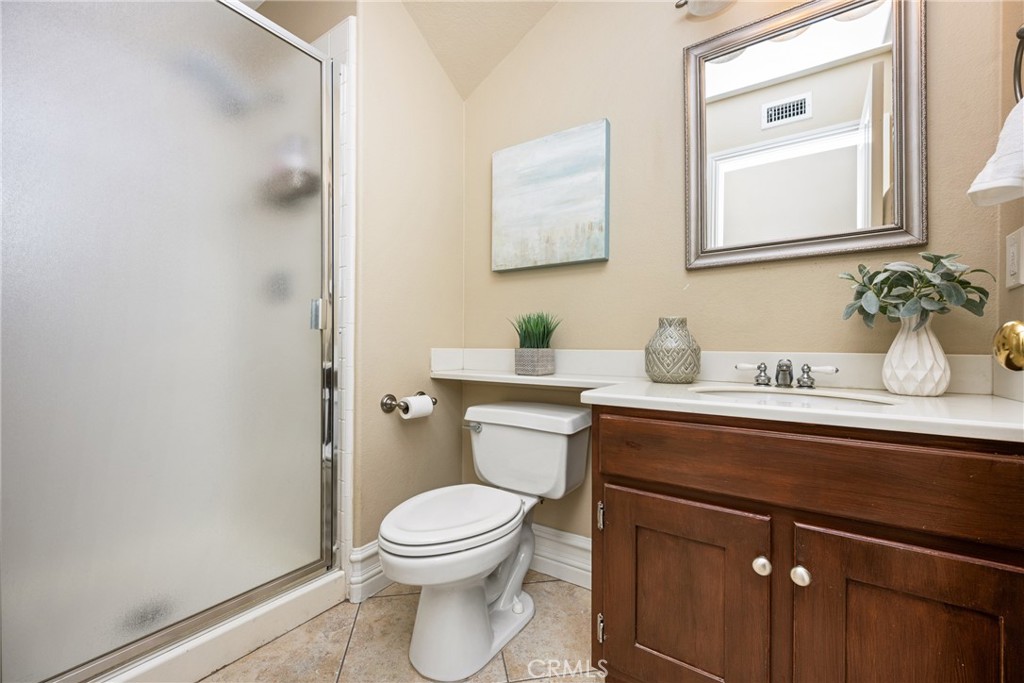 Lake Forest, California, 92610, United States, 5 Bedrooms Bedrooms, ,3 BathroomsBathrooms,Residential,For Sale,1903296