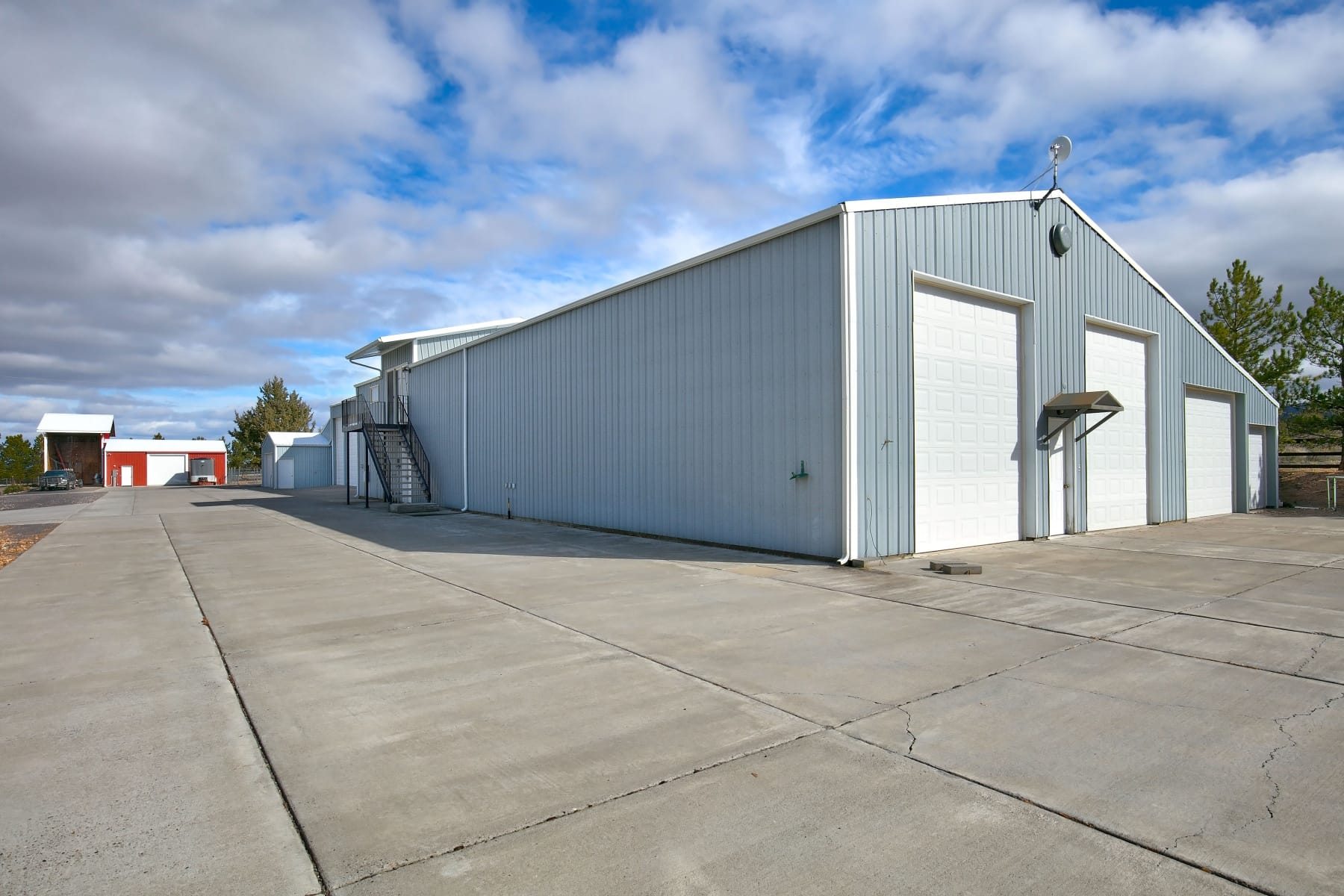  11301 SW Robinson Lane Powell Butte, OR 97753 - 物件實景