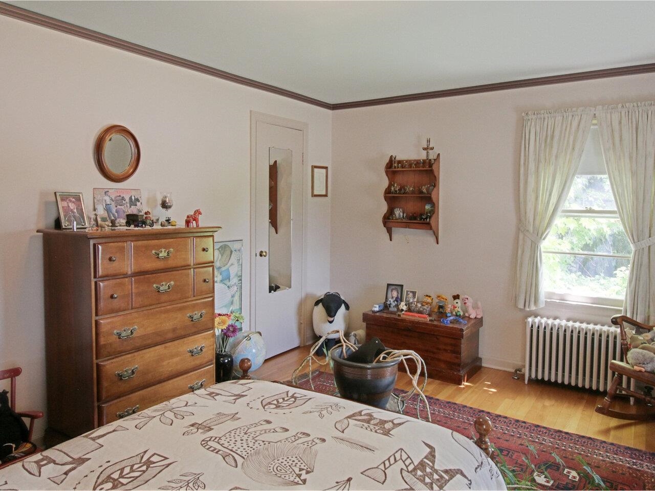 Burlington, Vermont, 05401, United States, 4 Bedrooms Bedrooms, ,2 BathroomsBathrooms,Residential,For Sale,1838710