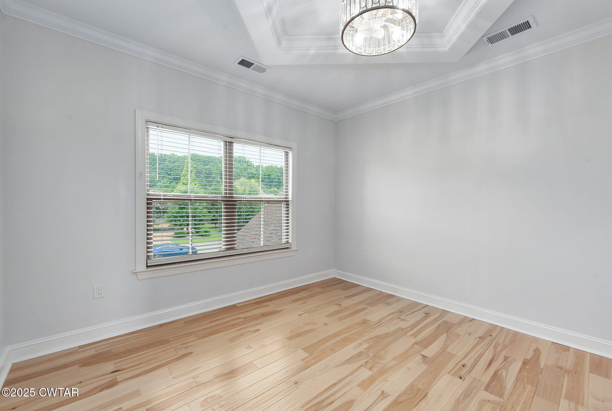 Jackson, Tennessee, 38305, United States, 5 Bedrooms Bedrooms, ,4 BathroomsBathrooms,Residential,For Sale,1868801