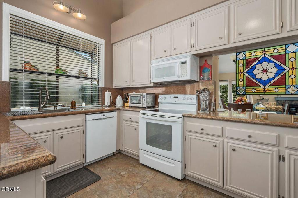 Ventura, California, 93004, United States, 2 Bedrooms Bedrooms, ,2 BathroomsBathrooms,Residential,For Sale,1940217