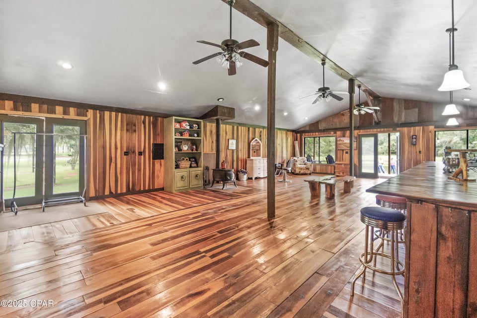 Malone, Florida, 32445, United States, 3 Bedrooms Bedrooms, ,3 BathroomsBathrooms,Residential,For Sale,1974883