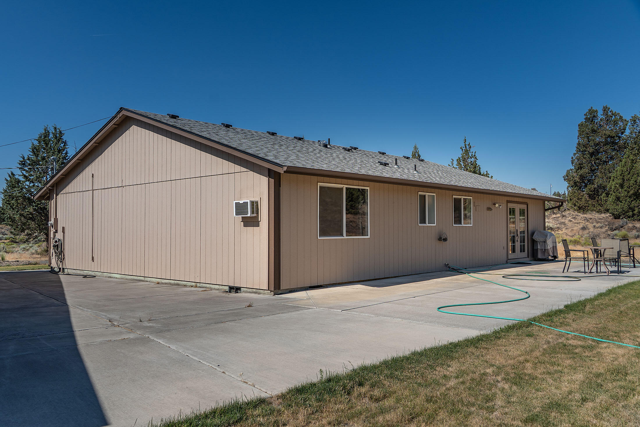 Terrebonne, Oregon, 97760, United States, 3 Bedrooms Bedrooms, ,2 BathroomsBathrooms,Residential,For Sale,1902400