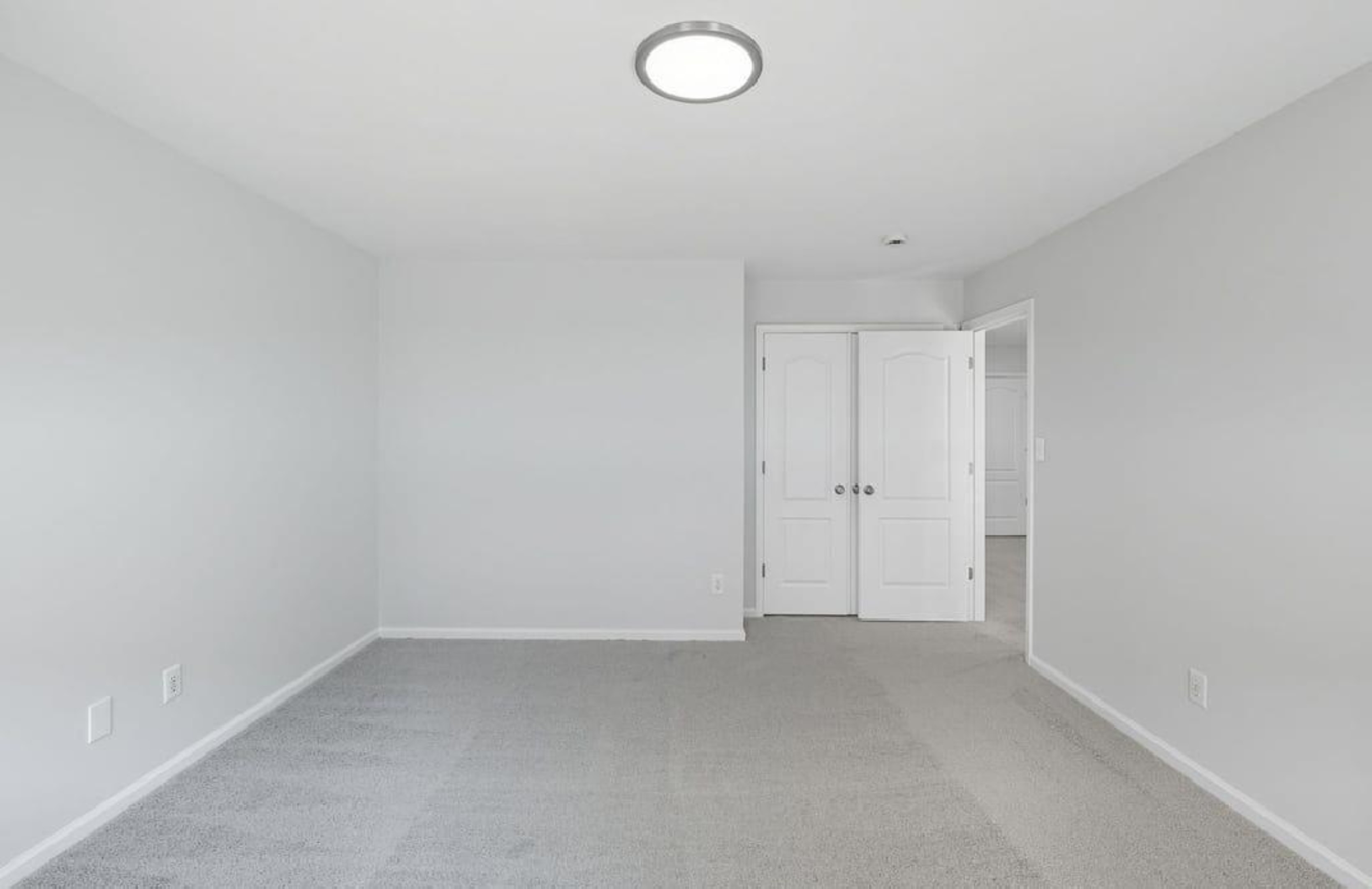 Virginia Beach, Virginia, 23456, United States, 4 Bedrooms Bedrooms, ,3 BathroomsBathrooms,Residential,For Sale,1974516