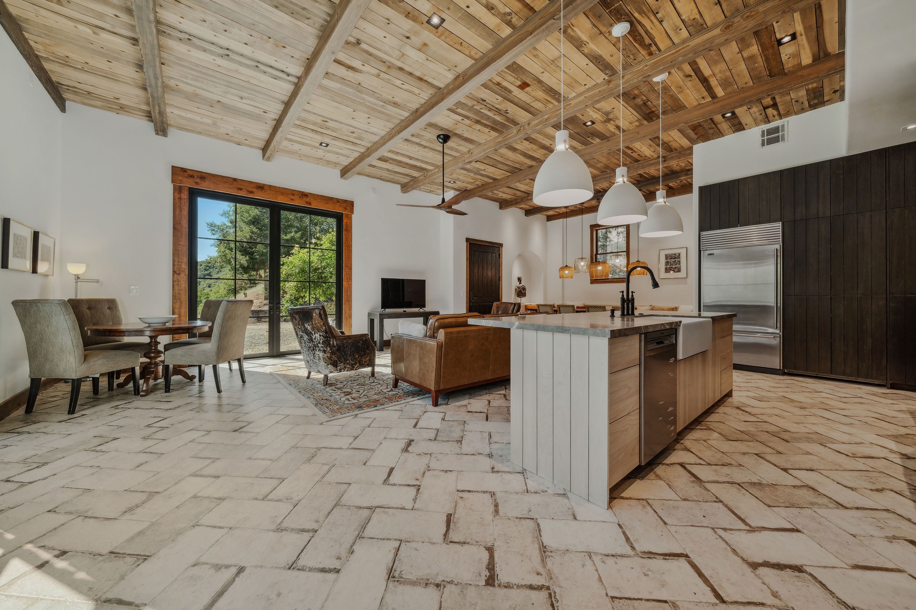  Horizon Canyon  Private 41-Acre Riverfront Estate Between Sacramento & Lake Tah - 物件實景