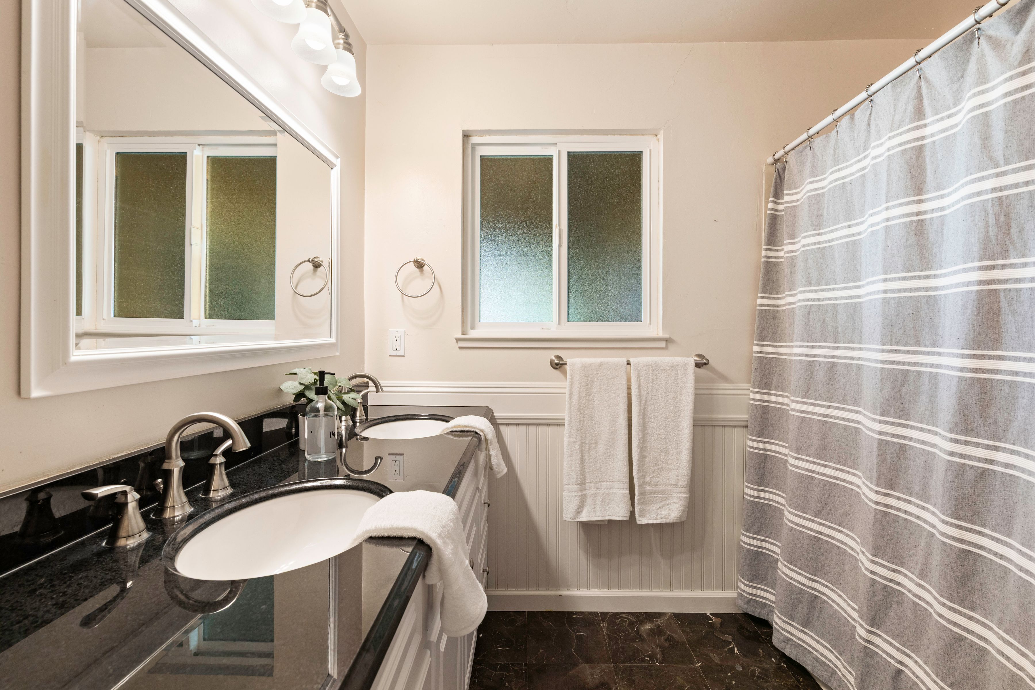  1870 Westlake Drive - 物件實景