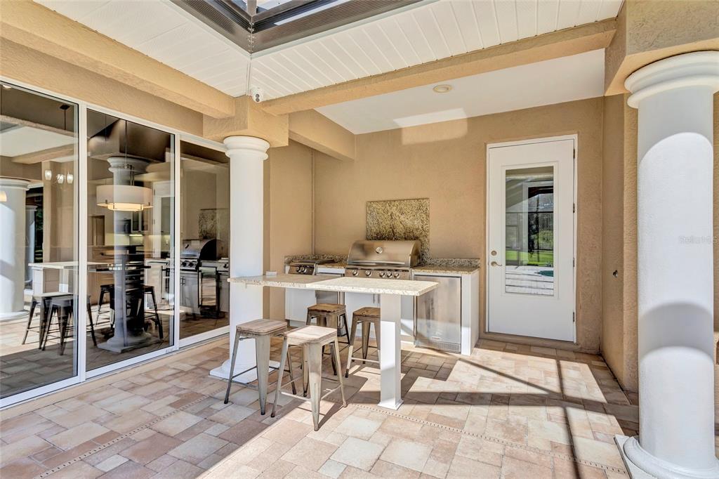 Bradenton, Florida, 34212, United States, 4 Bedrooms Bedrooms, ,3 BathroomsBathrooms,Residential,For Sale,1826992