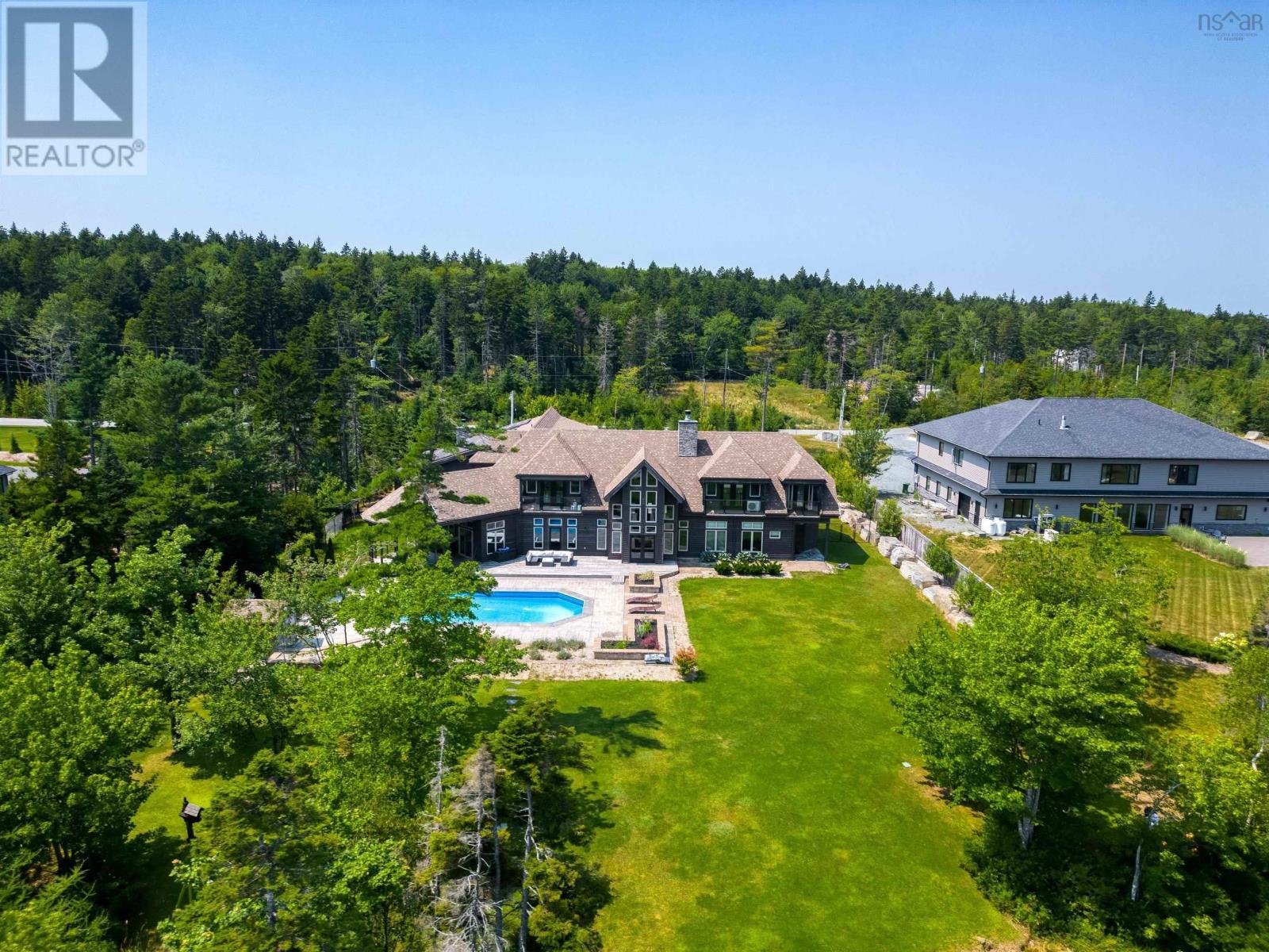 LAKE LOON, Nova Scotia, B2W 6C8, CA, 6 Bedrooms Bedrooms, ,6 BathroomsBathrooms,Residential,For Sale,1836689