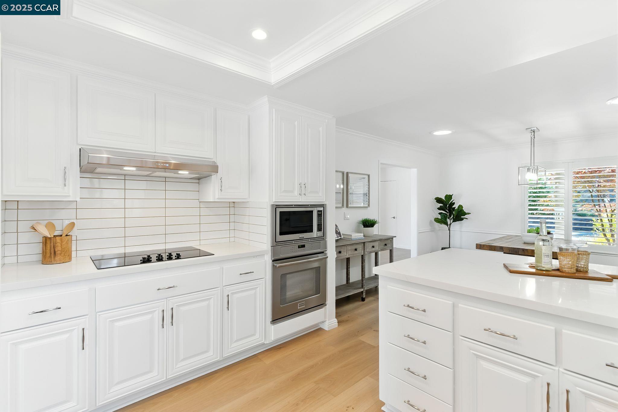 Moraga, California, 94556, United States, 3 Bedrooms Bedrooms, ,2 BathroomsBathrooms,Residential,For Sale,1926288