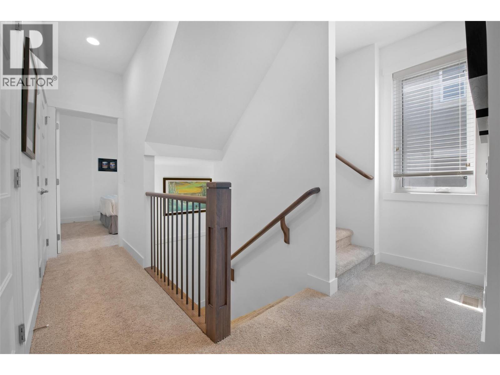 KELOWNA, British Columbia, V1P 1T8, CA, 3 Bedrooms Bedrooms, ,3 BathroomsBathrooms,Residential,For Sale,1947408