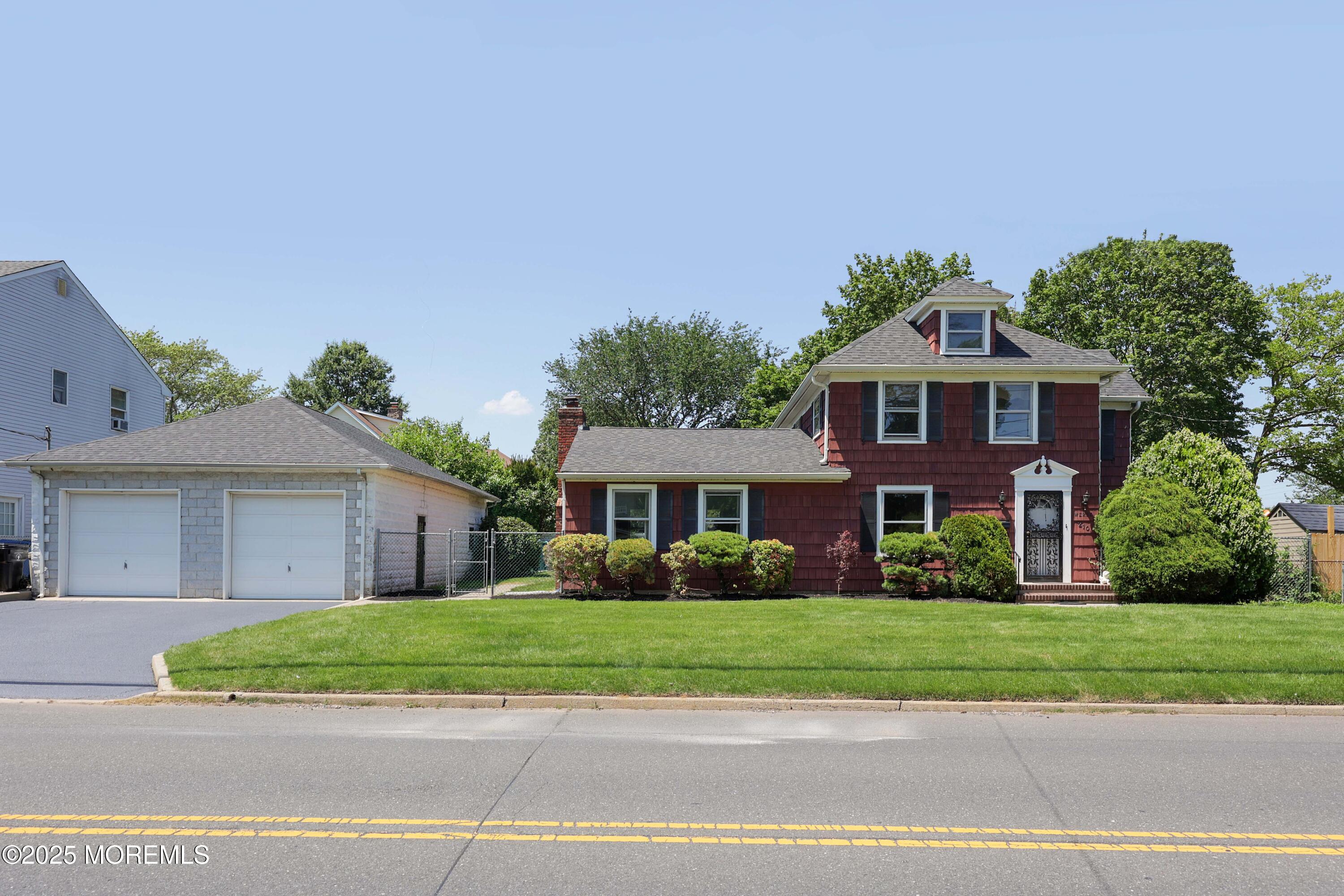 Port Monmouth, New Jersey, 07758, United States, 4 Bedrooms Bedrooms, ,3 BathroomsBathrooms,Residential,For Sale,1901599