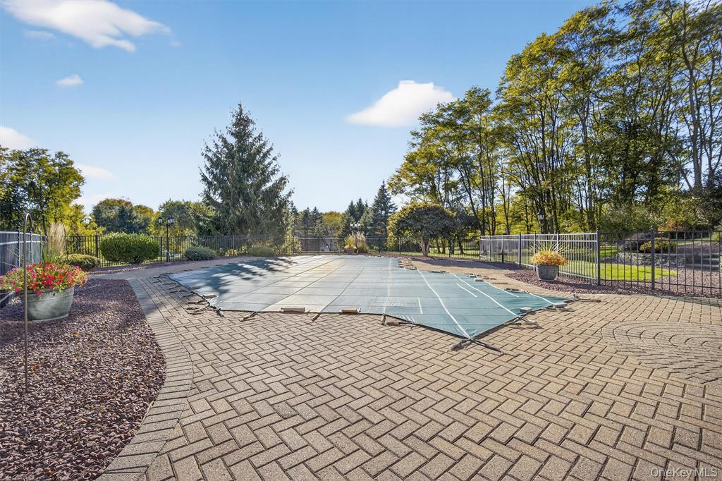 Hopewell Junction, New York, 12533, United States, 4 Bedrooms Bedrooms, ,3 BathroomsBathrooms,Residential,For Sale,1984445