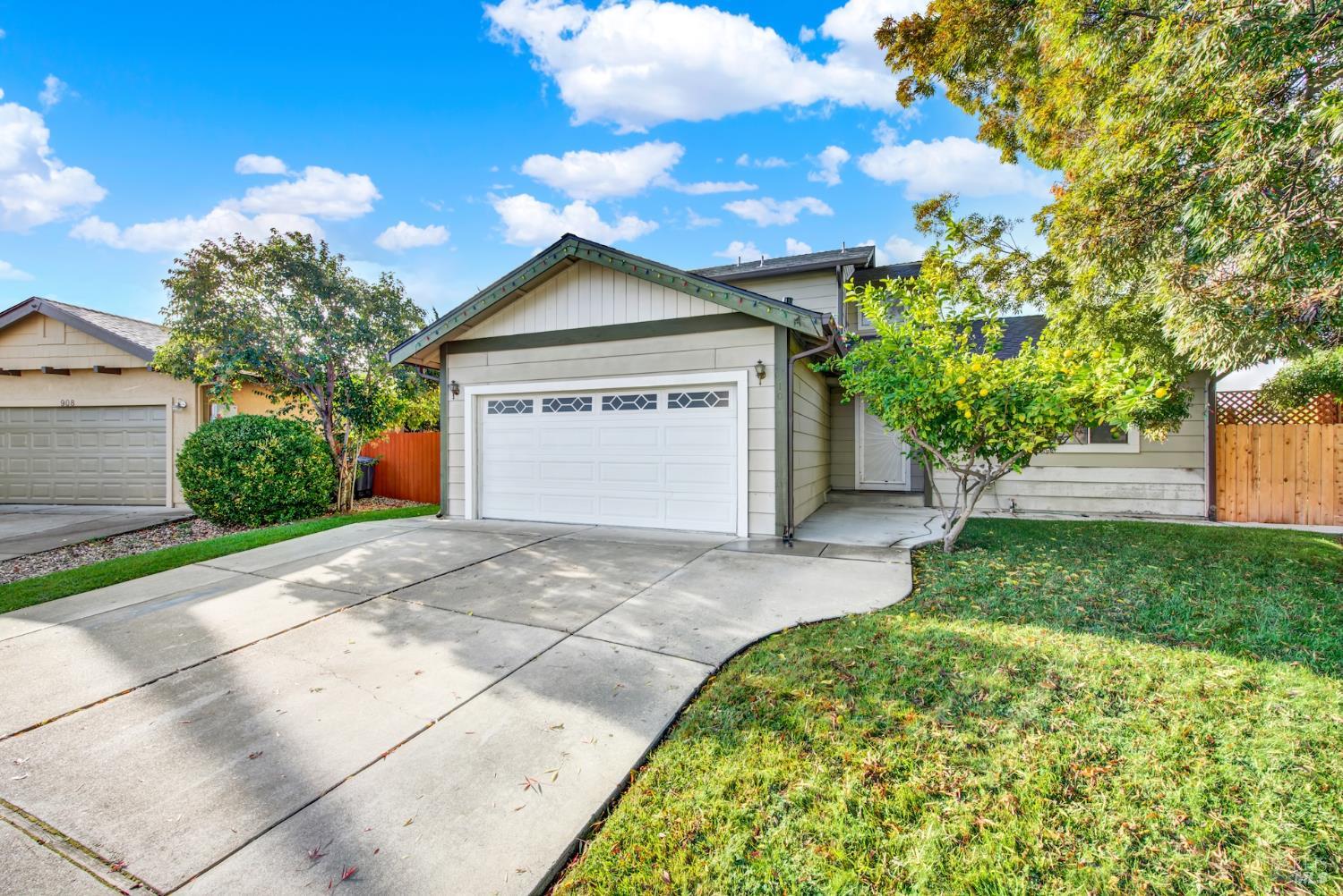 Suisun City, California, 94585, United States, 4 Bedrooms Bedrooms, ,3 BathroomsBathrooms,Residential,For Sale,1989604