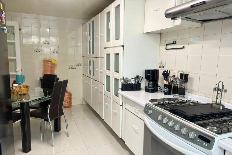 Rosas, Cuautitlán Izcalli, Estado de México, 54750, Mexico, 3 Bedrooms Bedrooms, ,2 BathroomsBathrooms,Residential,For Sale,Rosas,1672577