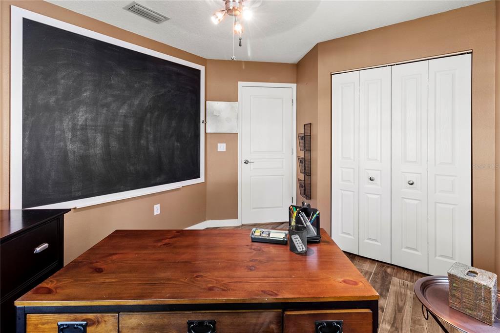 Bradenton, Florida, 34209, United States, 3 Bedrooms Bedrooms, ,3 BathroomsBathrooms,Residential,For Sale,1829594