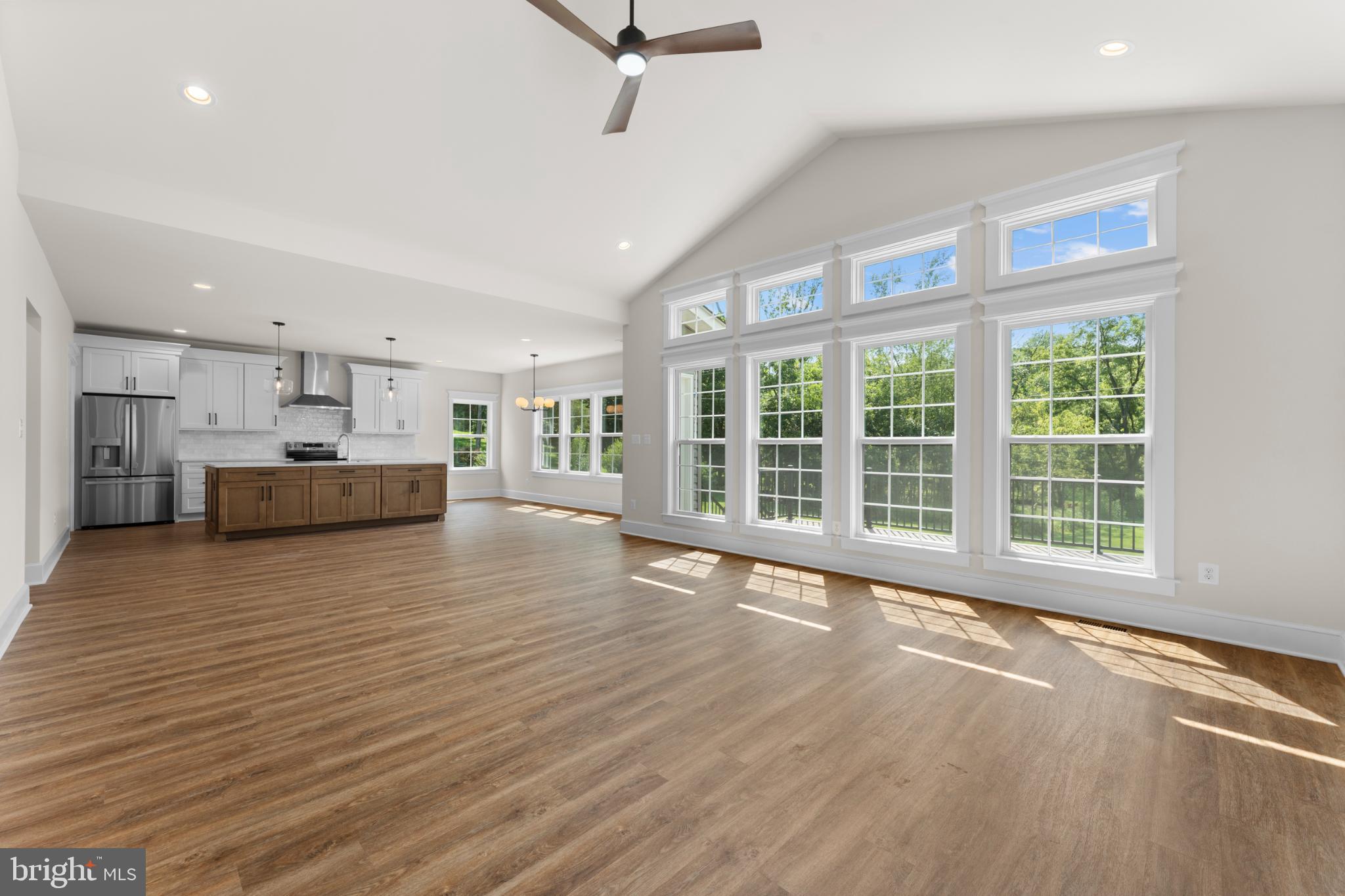 Warrenton, Virginia, 20187, United States, 5 Bedrooms Bedrooms, ,5 BathroomsBathrooms,Residential,For Sale,1977329