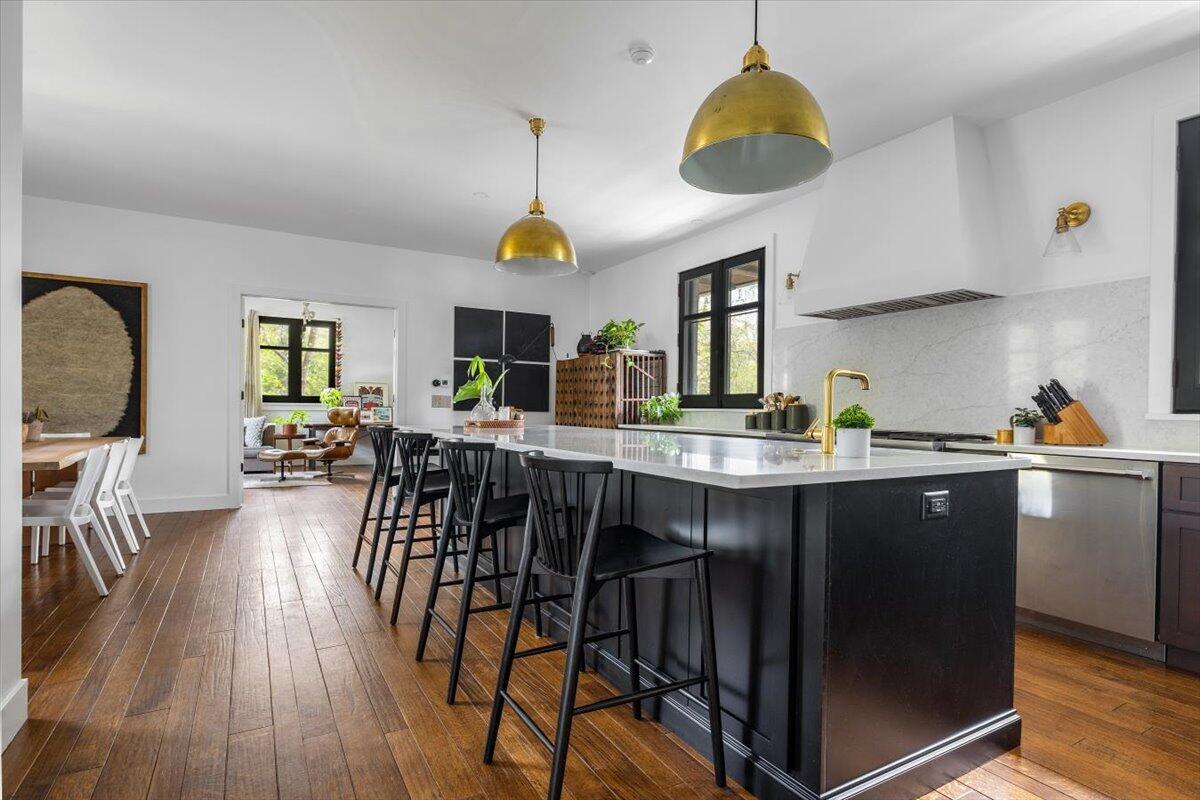 Michiana Shores, Indiana, 46360, United States, 5 Bedrooms Bedrooms, ,4 BathroomsBathrooms,Residential,For Sale,1949684