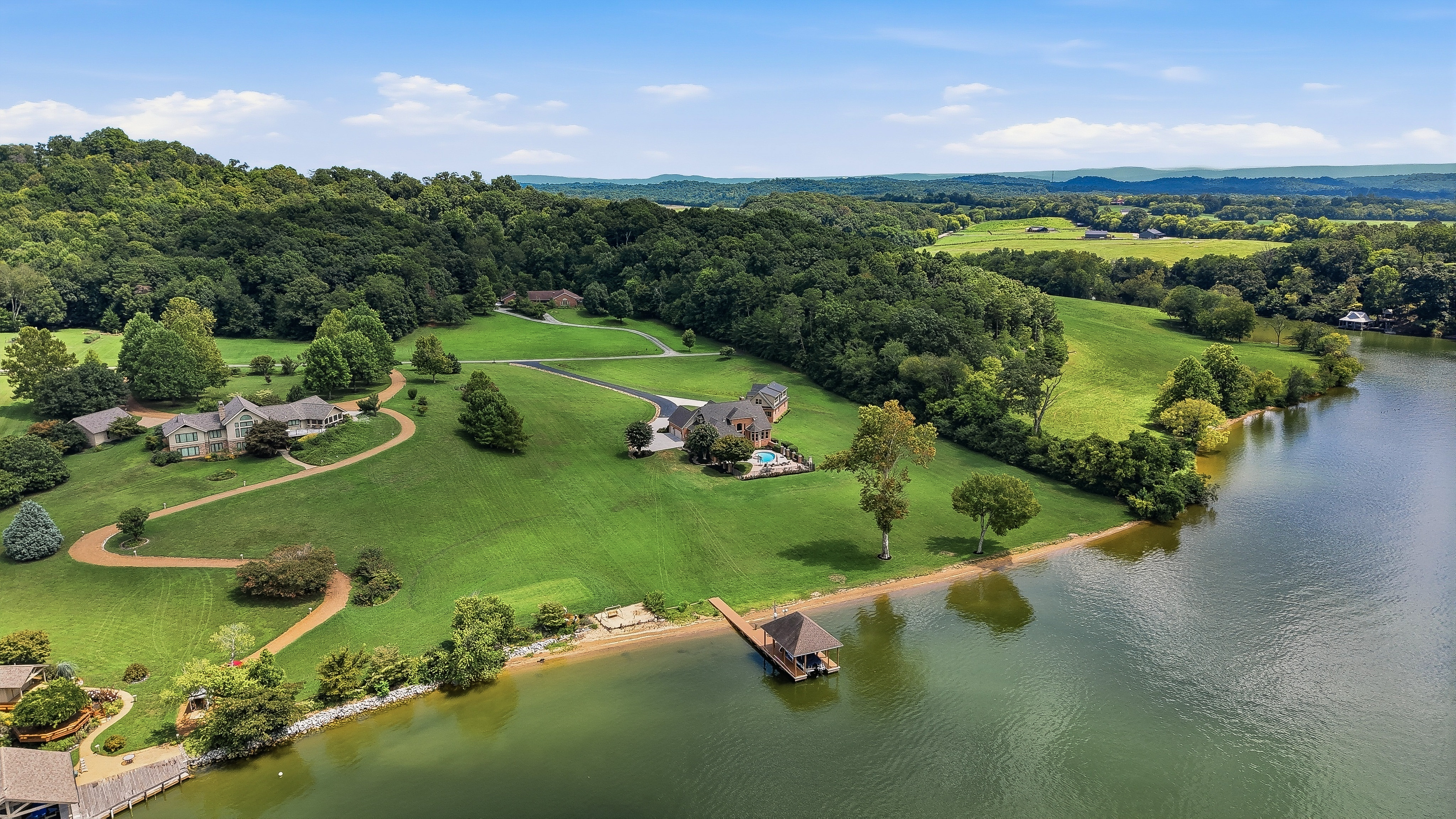  4262 Lake Meadow Way, Louisville, TN 37777 - 物件實景