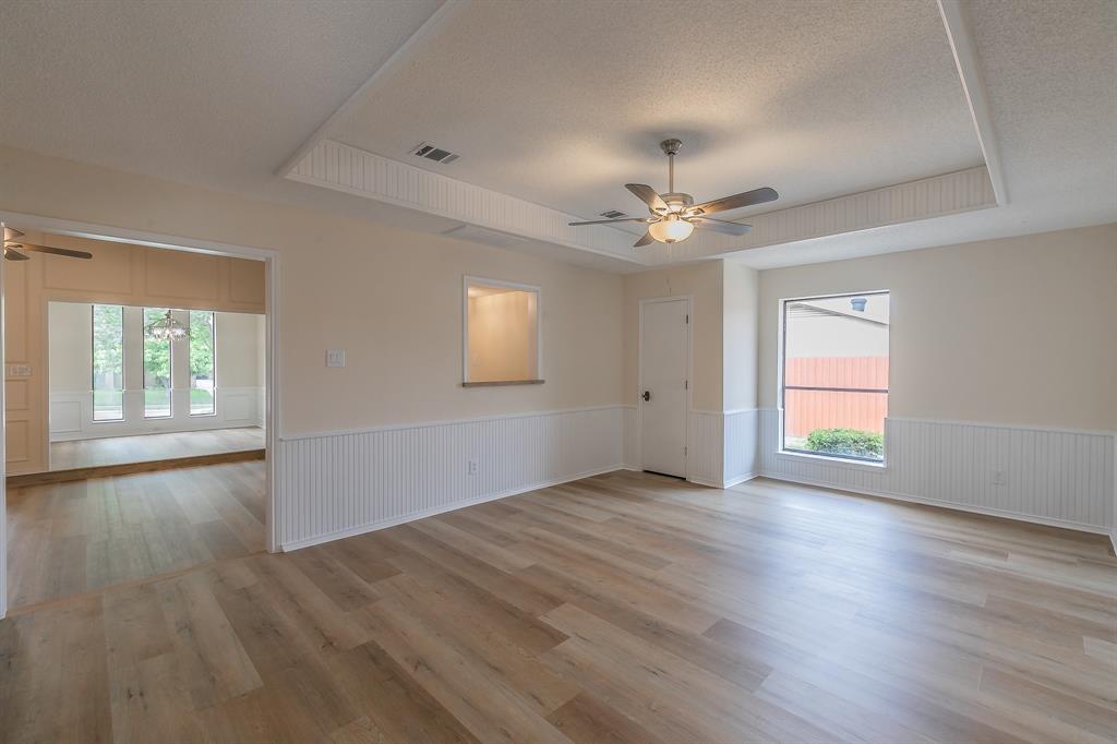 Bedford, Texas, 76021, United States, 3 Bedrooms Bedrooms, ,2 BathroomsBathrooms,Residential,For Sale,1942706