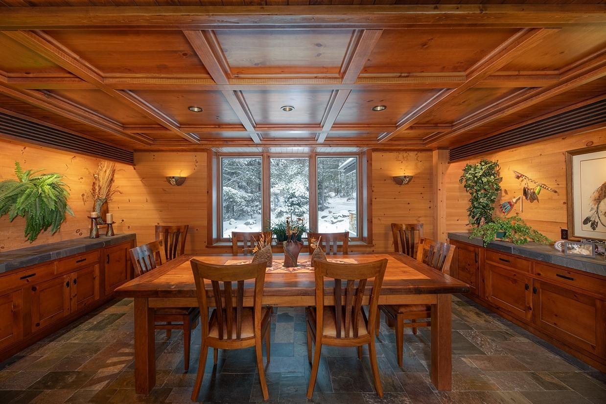 Watersmeet, Michigan, 49969, United States, 4 Bedrooms Bedrooms, ,3 BathroomsBathrooms,Residential,For Sale,1979345