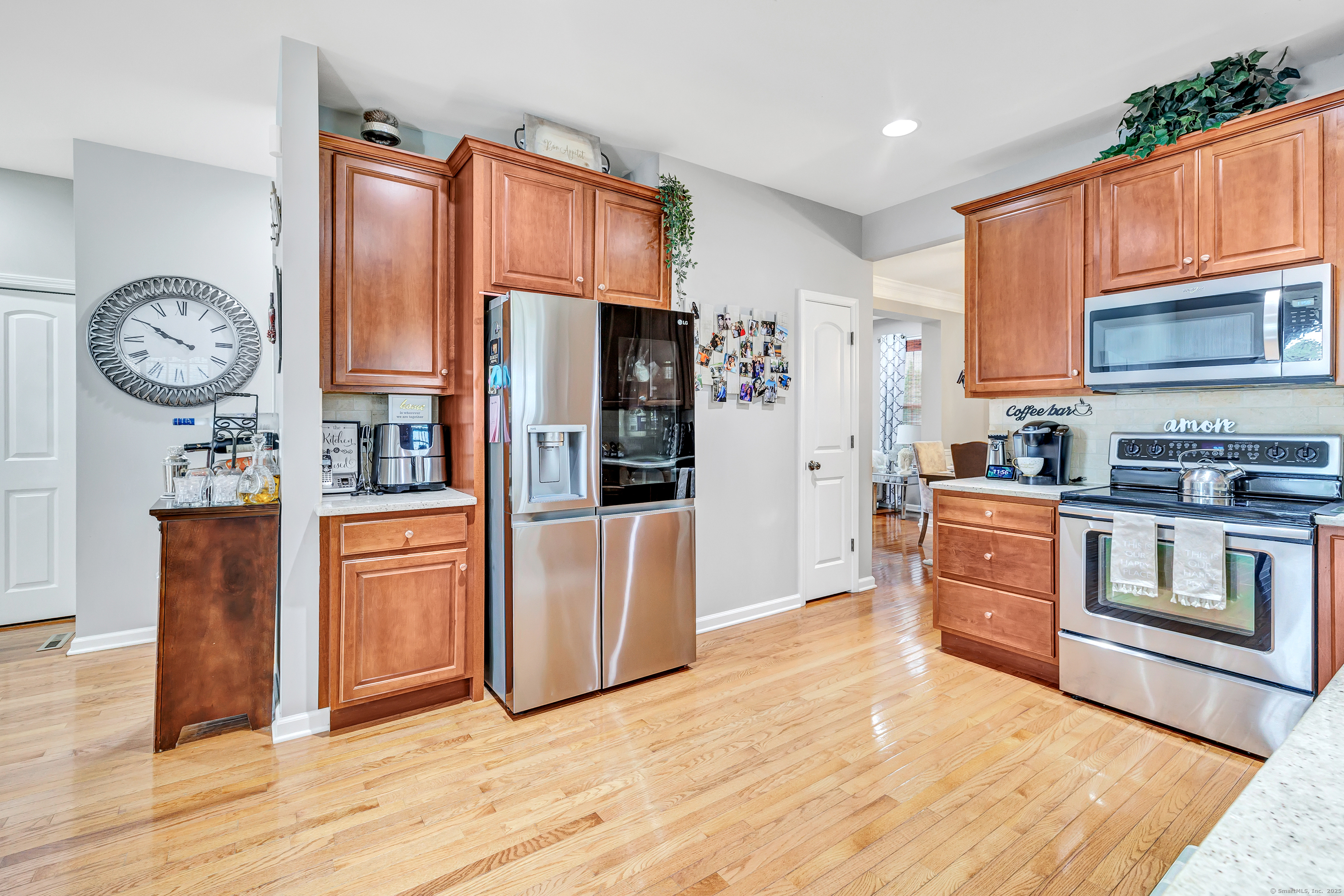 Seymour, Connecticut, 06483, United States, 4 Bedrooms Bedrooms, ,3 BathroomsBathrooms,Residential,For Sale,1906735