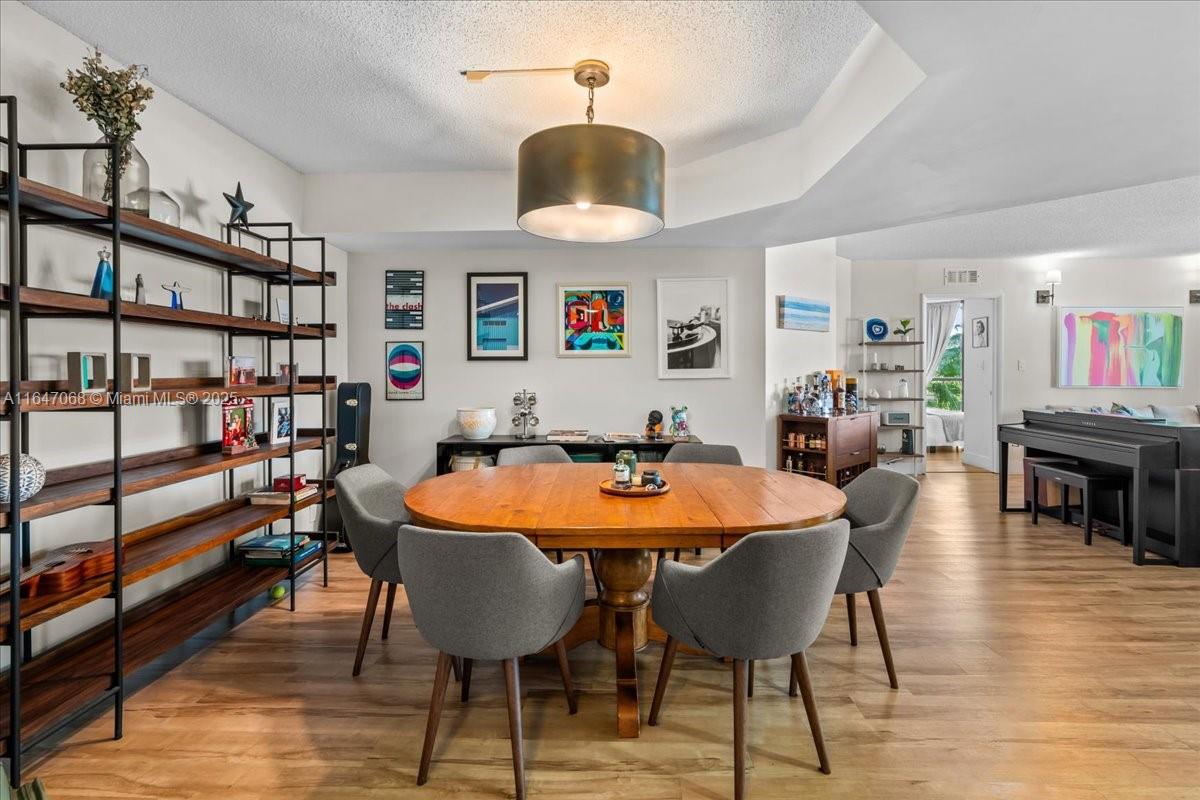 3598 Yacht Club Dr Unit 302, Aventura, Florida, 33180, United States, 3 Bedrooms Bedrooms, ,2 BathroomsBathrooms,Residential,For Sale,3598 Yacht Club Dr Unit 302,1622452