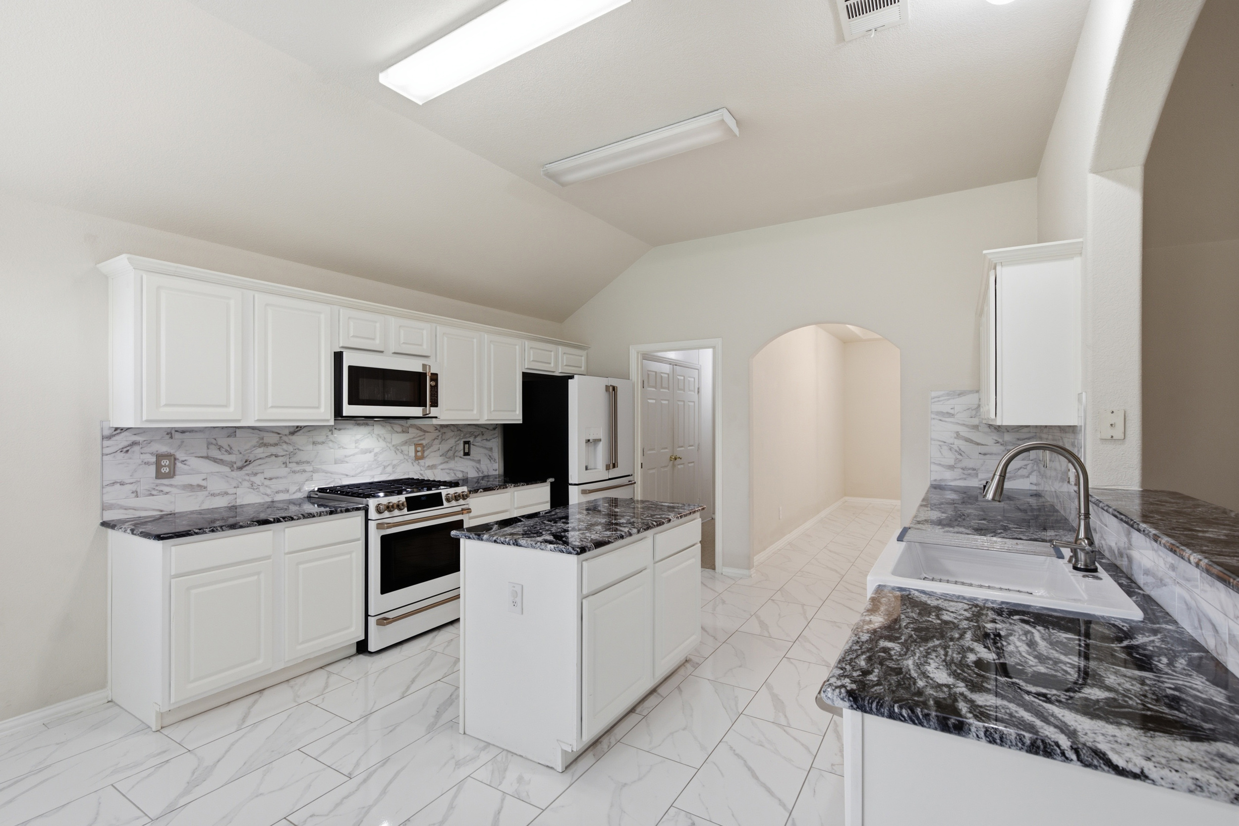  A Beautifully Enhanced McKinney Home Offering Modern Comfort and Privacy - 物件實景