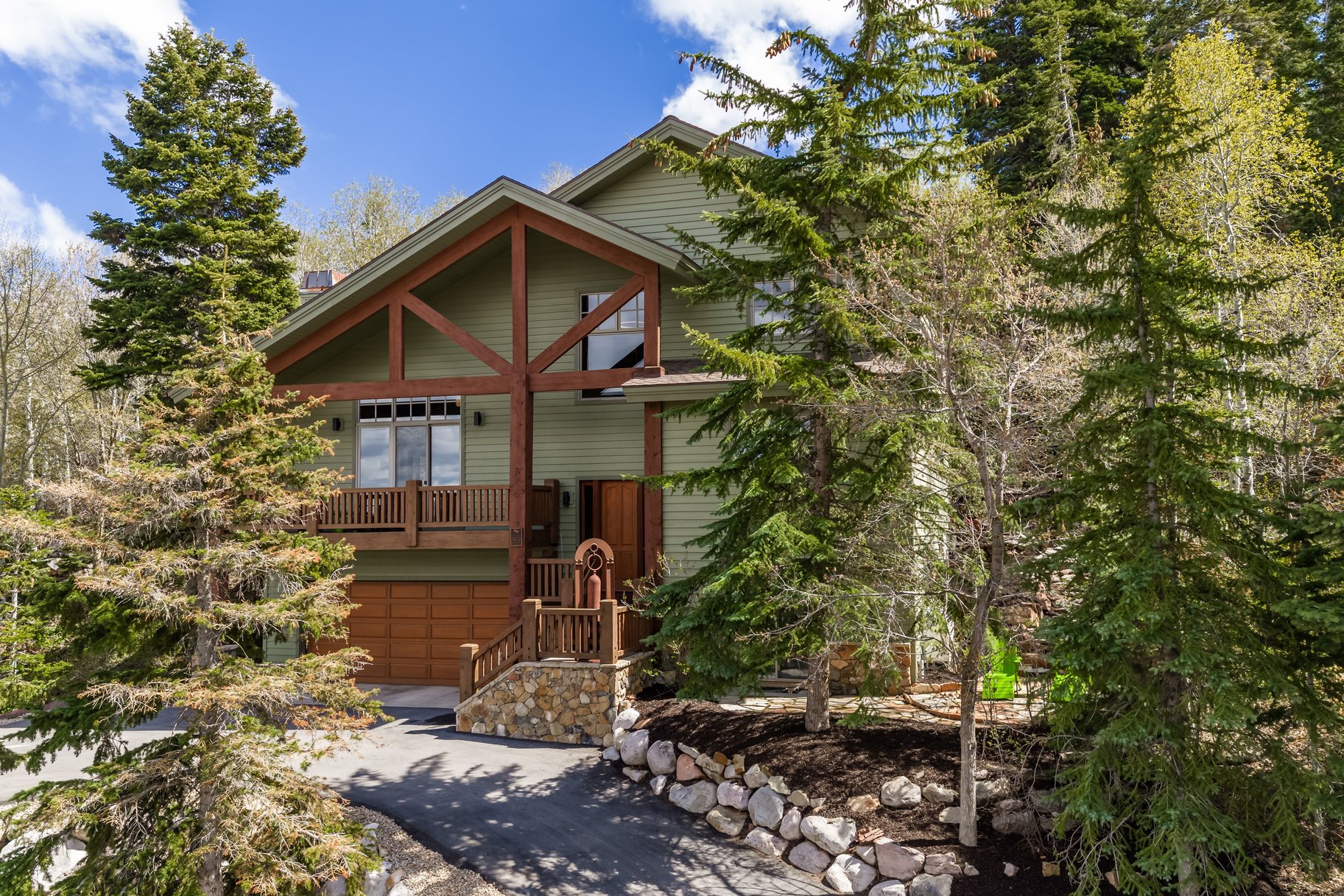  Nature-Inspired Living in the Heart of Park City