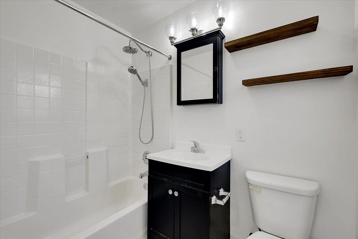 Sacramento, California, 95822, United States, 3 Bedrooms Bedrooms, ,2 BathroomsBathrooms,Residential,For Sale,1912719