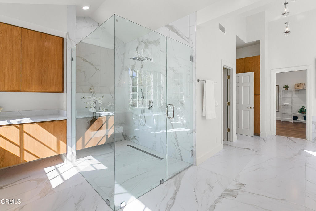 Camarillo, California, 93012, United States, 5 Bedrooms Bedrooms, ,7 BathroomsBathrooms,Residential,For Sale,1996163