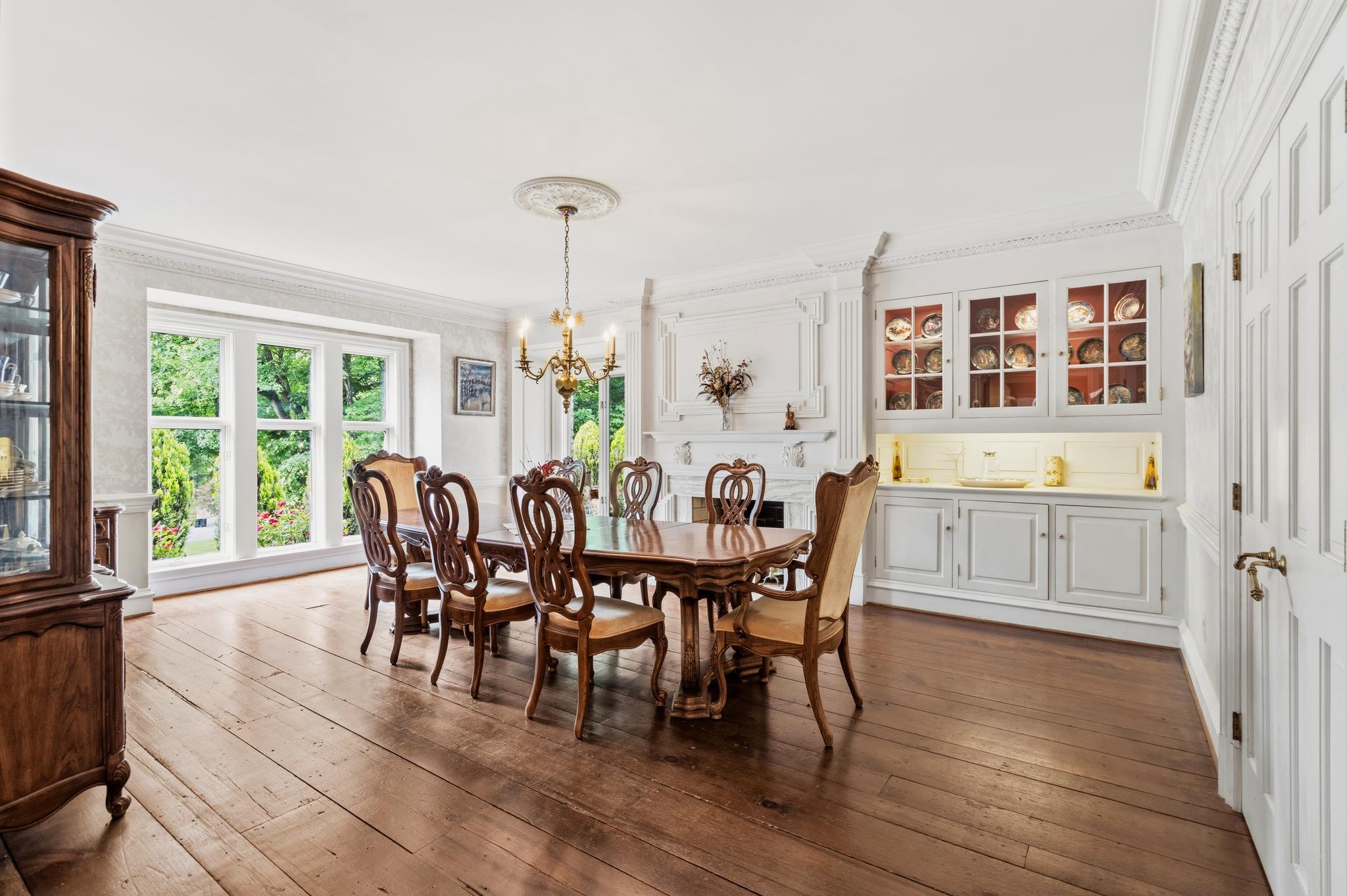  10217 Cedar Pond Drive, Vienna, VA, 22182 - 物件實景