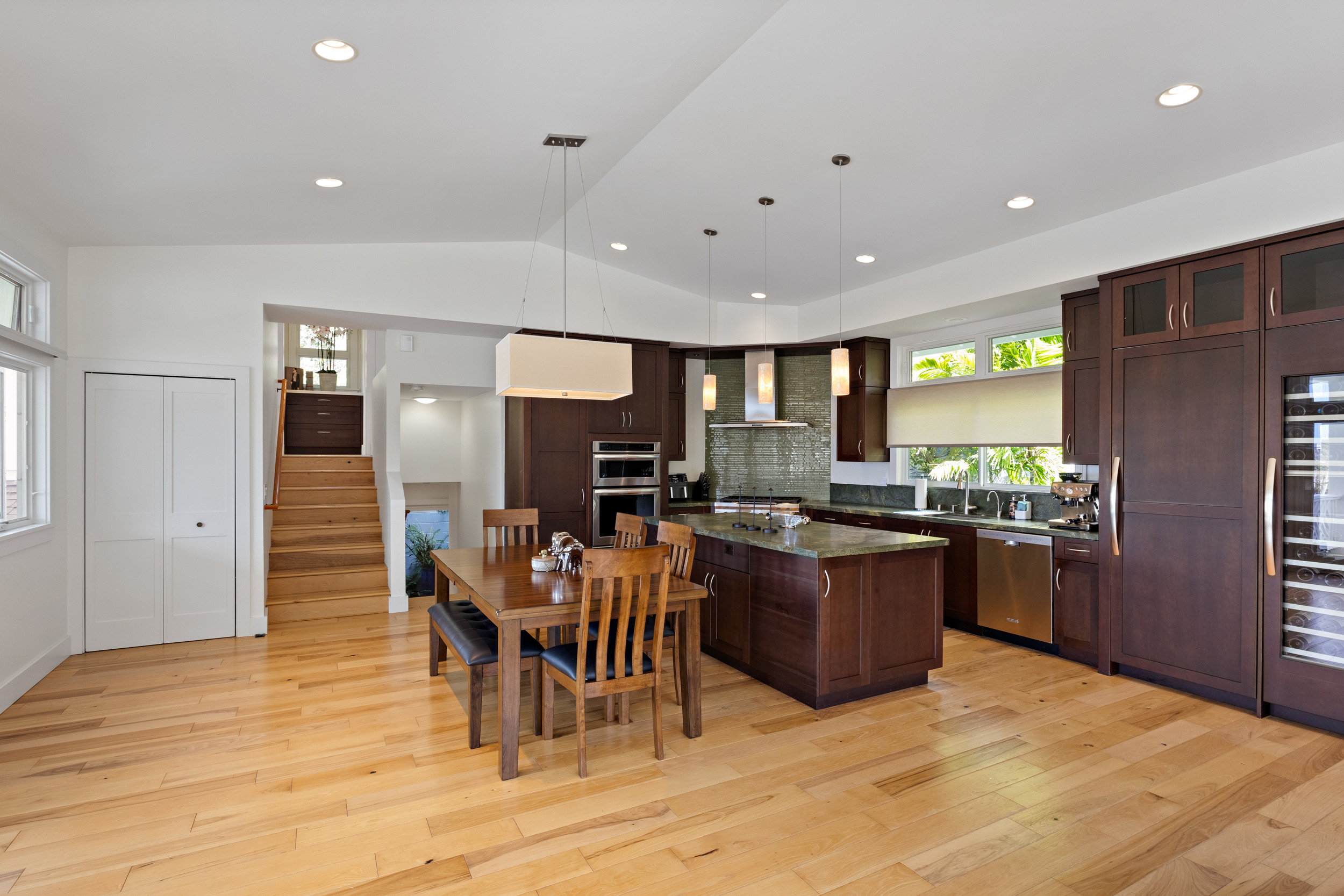 Honolulu, Hawaii, 96821, United States, 3 Bedrooms Bedrooms, ,3 BathroomsBathrooms,Residential,For Sale,1975355