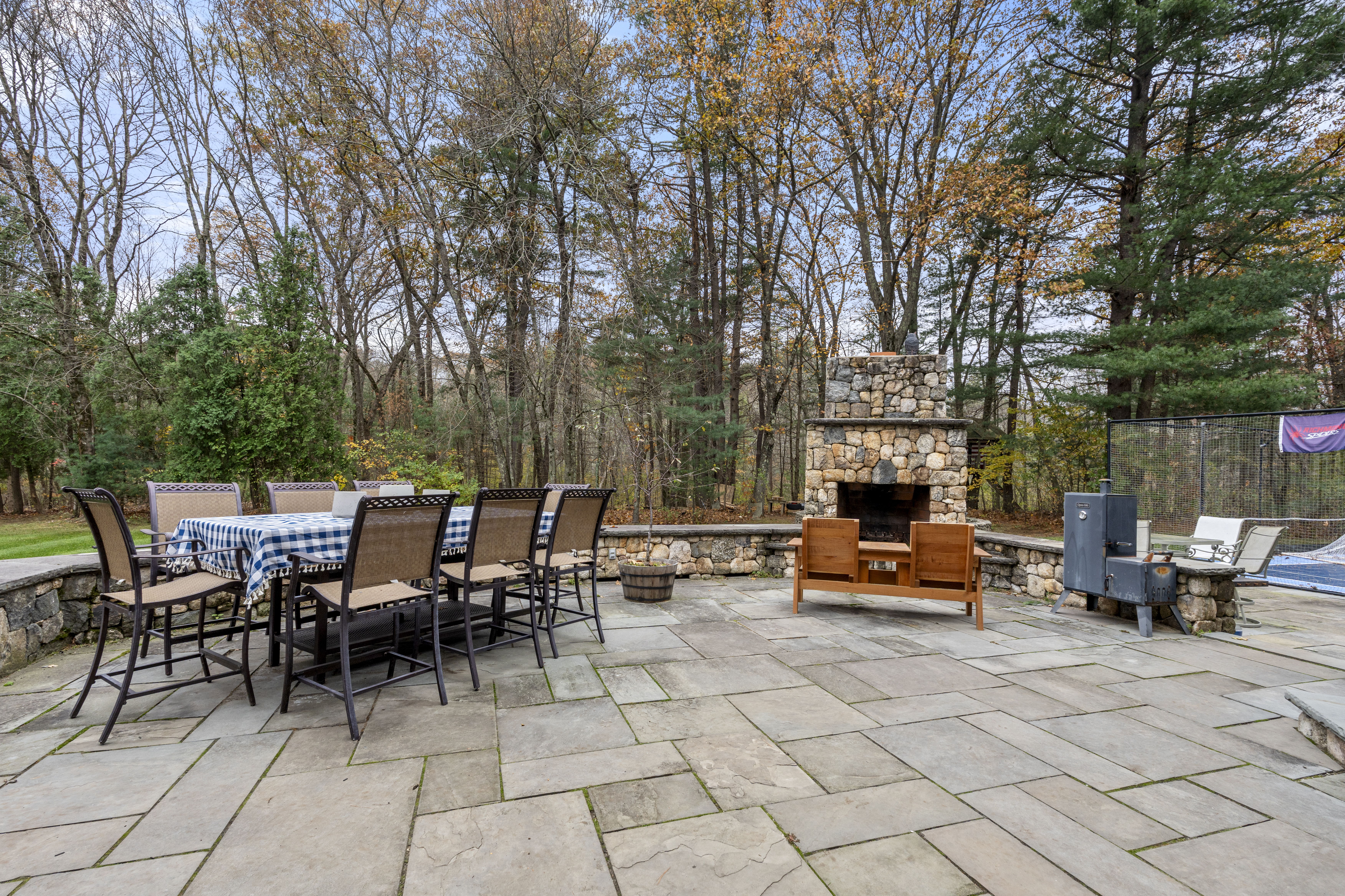 419 Wellesley Street, Weston, MA, 02493 - 物件實景