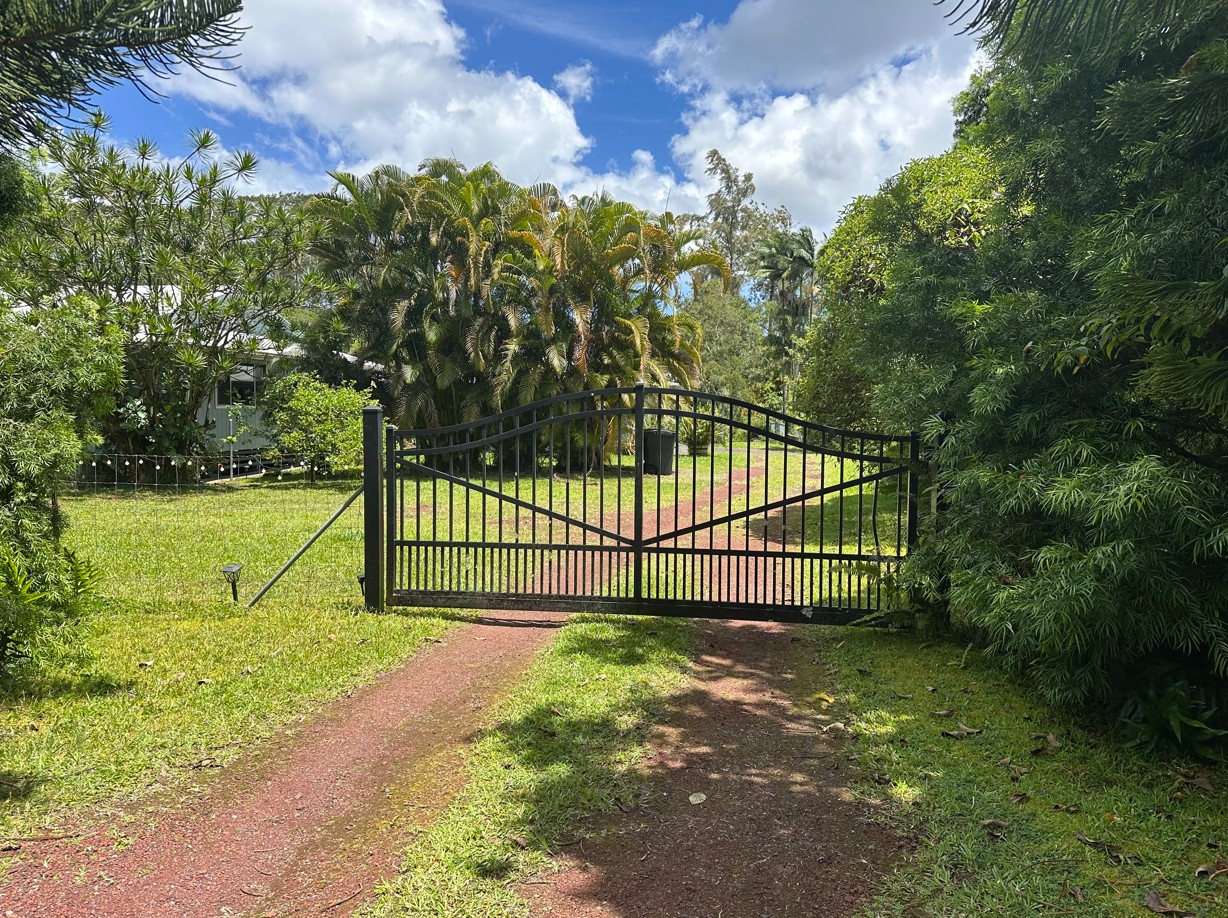 Keaau, Hawaii, 96749, United States, 4 Bedrooms Bedrooms, ,3 BathroomsBathrooms,Residential,For Sale,1859664