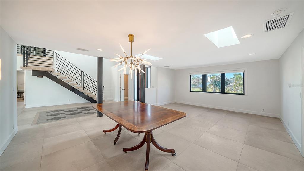 Longboat Key, Florida, 34228, United States, 4 Bedrooms Bedrooms, ,4 BathroomsBathrooms,Residential,For Sale,1751761