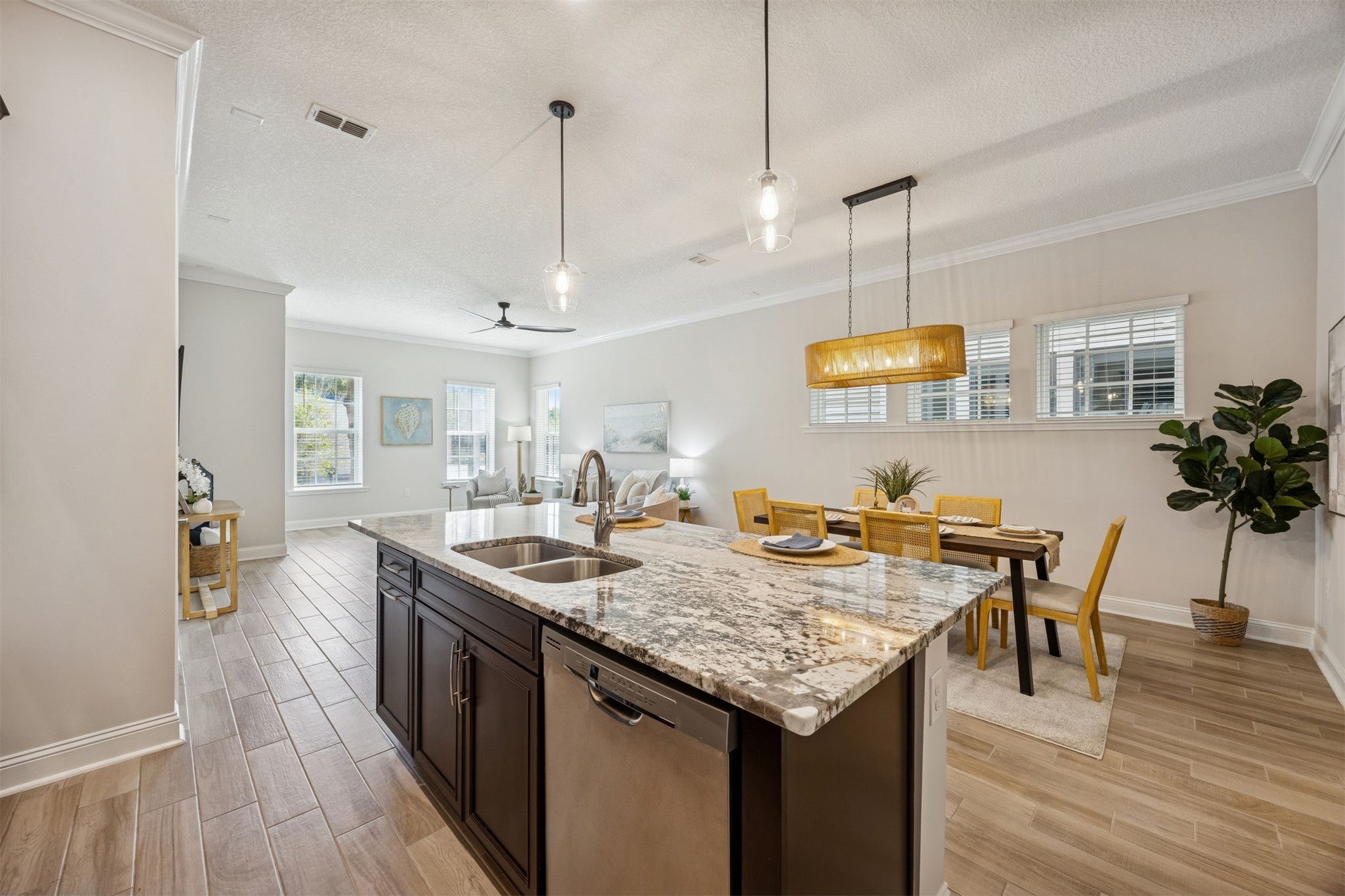 Fernandina Beach, Florida, 32034, United States, 3 Bedrooms Bedrooms, ,2 BathroomsBathrooms,Residential,For Sale,2021774
