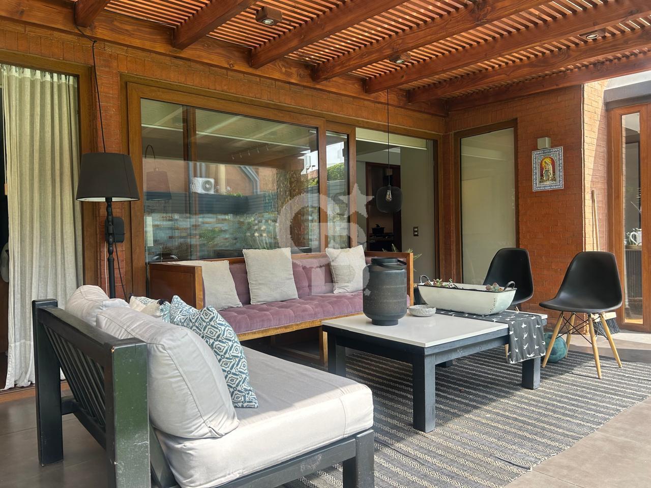 Lo Barnechea, Chile, 6 Bedrooms Bedrooms, ,5 BathroomsBathrooms,Residential,For Sale,1997477