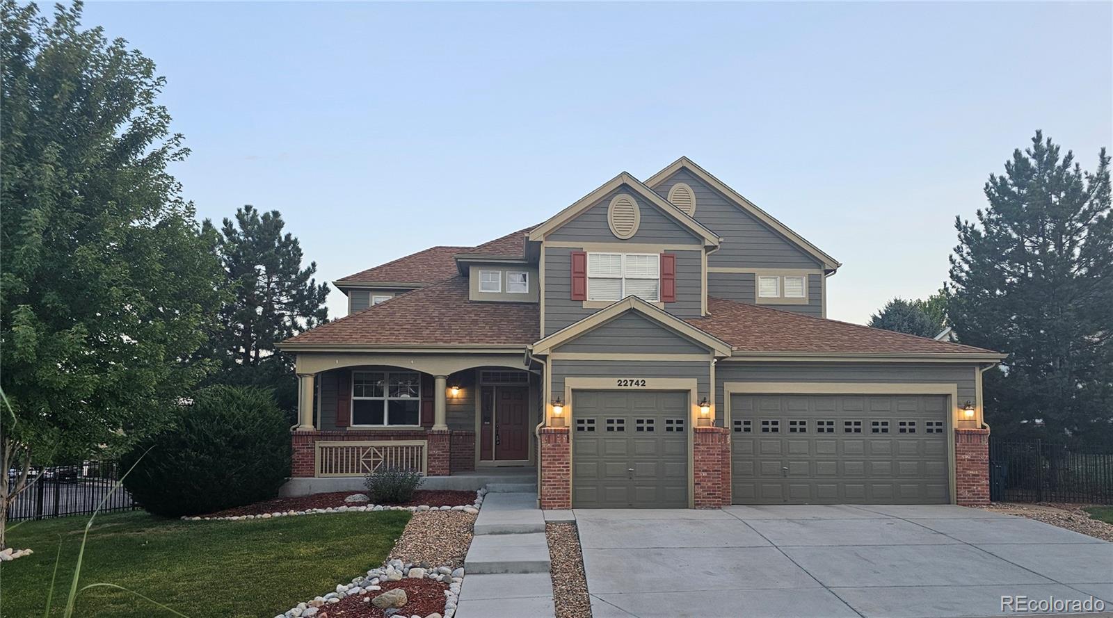 Aurora, Colorado, 80016, United States, 4 Bedrooms Bedrooms, ,4 BathroomsBathrooms,Residential,For Sale,1918774