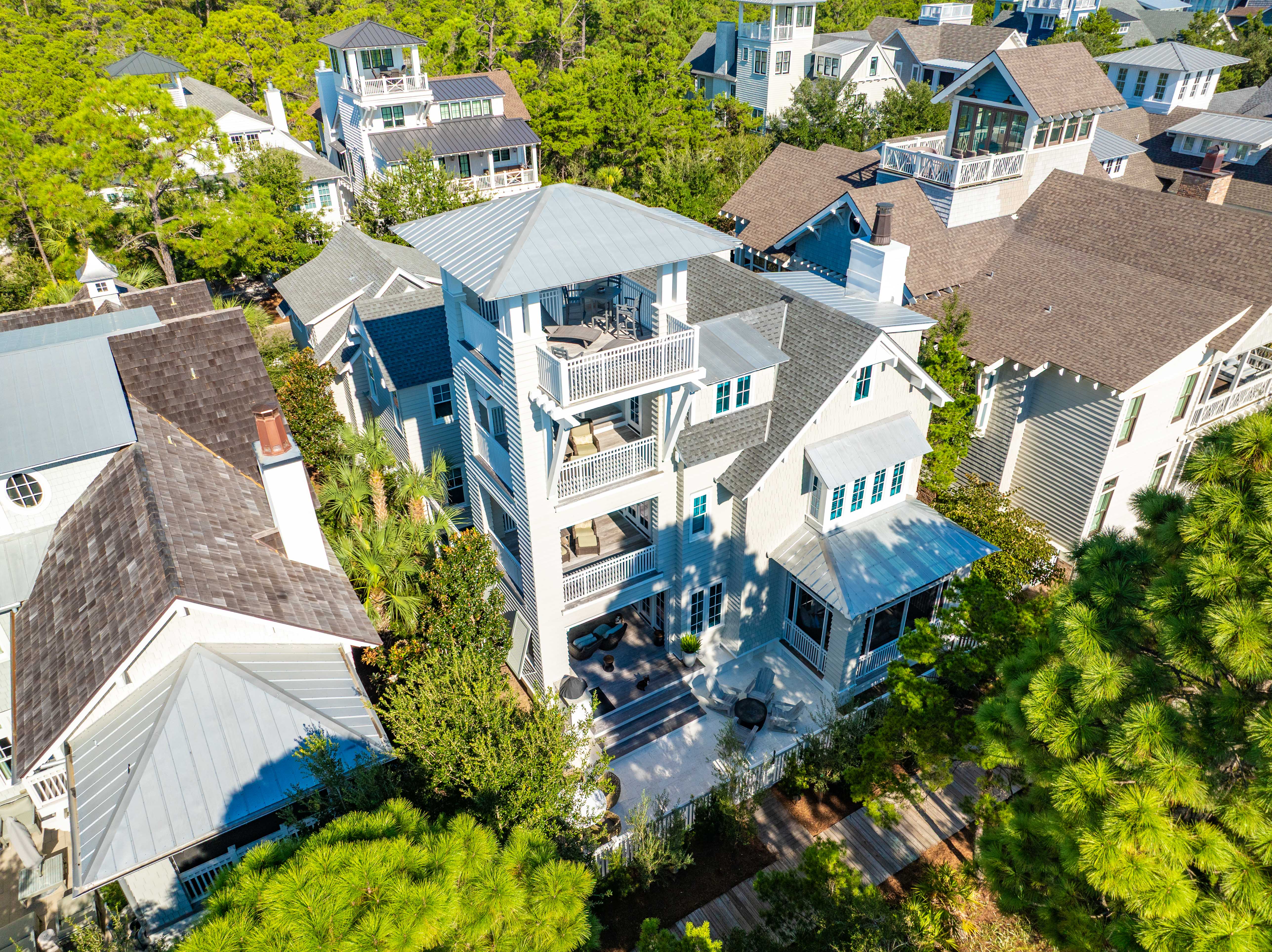  Distinguished WaterSound Beach Retreat with Gulf Views and Saltwater Pool - 物件實景