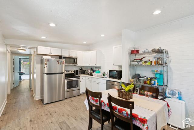 South Salt Lake, Utah, 84106, United States, 6 Bedrooms Bedrooms, ,2 BathroomsBathrooms,Residential,For Sale,1908025