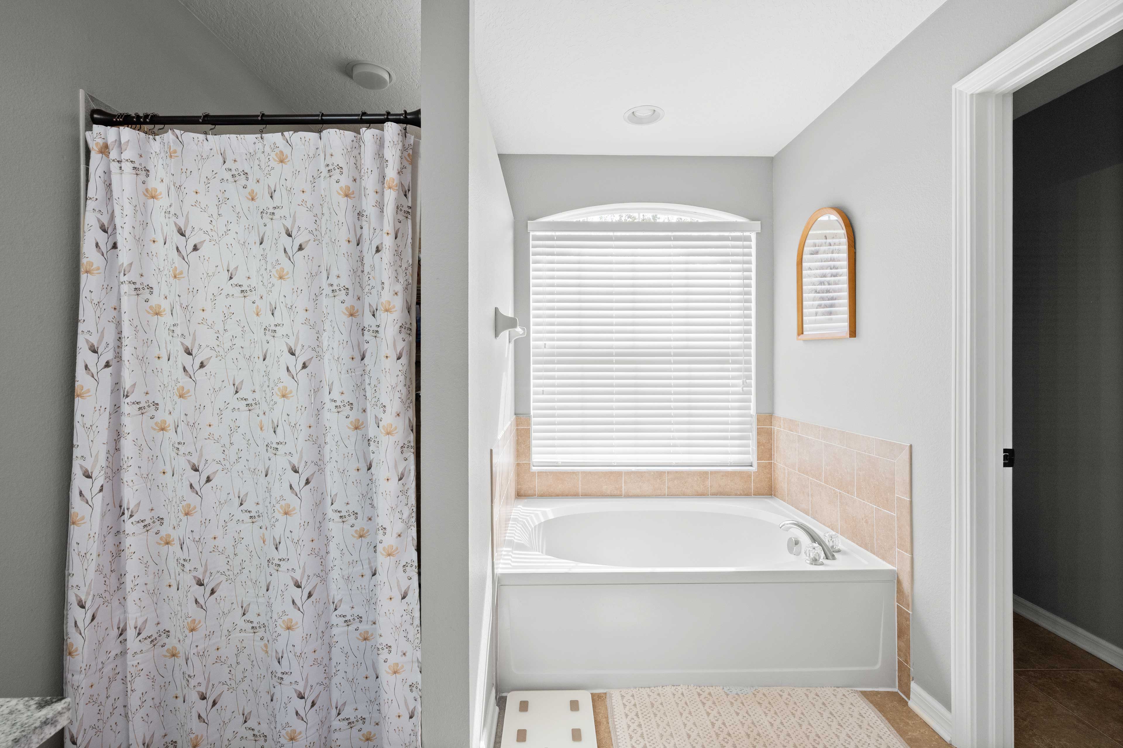 Plant City, Florida, 33567, United States, 4 Bedrooms Bedrooms, ,3 BathroomsBathrooms,Residential,For Sale,1974682