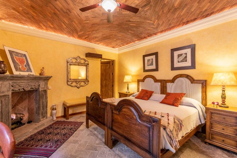 San Miguel de Allende, Guanajuato, 37700, Mexico, 7 Bedrooms Bedrooms, ,7 BathroomsBathrooms,Residential,For Sale,1995902