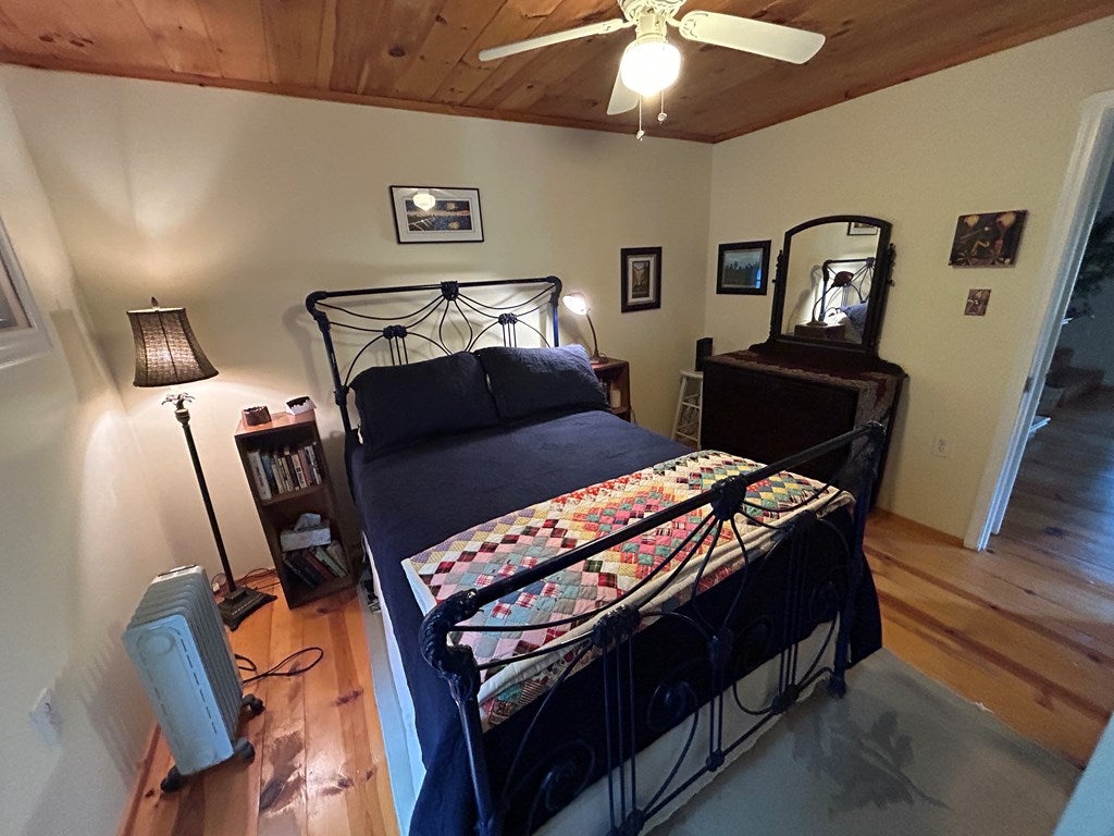 Blue Ridge, Georgia, 30513, United States, 3 Bedrooms Bedrooms, ,3 BathroomsBathrooms,Residential,For Sale,1954403