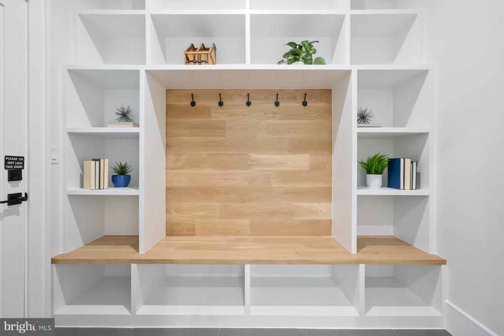 Chevy Chase, Maryland, 20815, United States, 6 Bedrooms Bedrooms, ,7 BathroomsBathrooms,Residential,For Sale,1976530