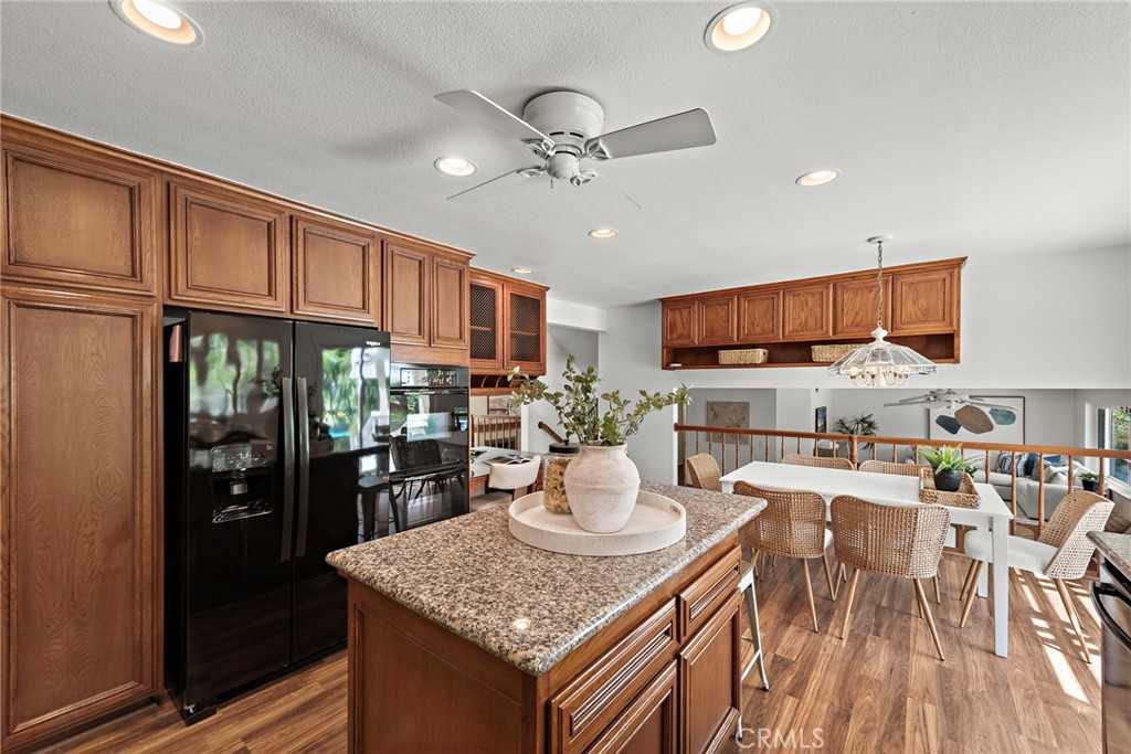 Laguna Hills, California, 92653, United States, 5 Bedrooms Bedrooms, ,5 BathroomsBathrooms,Residential,For Sale,1795346