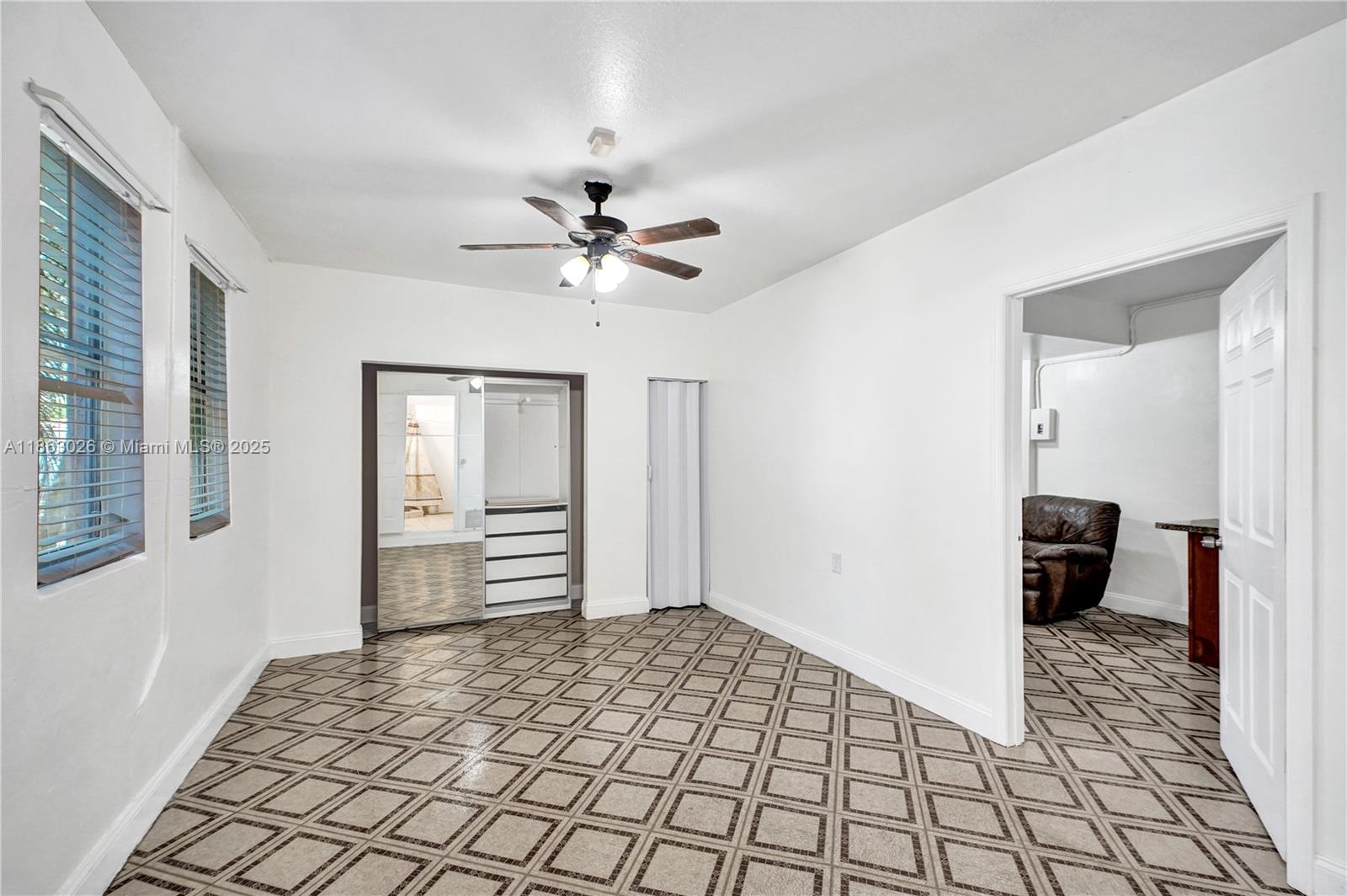 Miami, Florida, 33187, United States, 4 Bedrooms Bedrooms, ,3 BathroomsBathrooms,Residential,For Sale,1926349